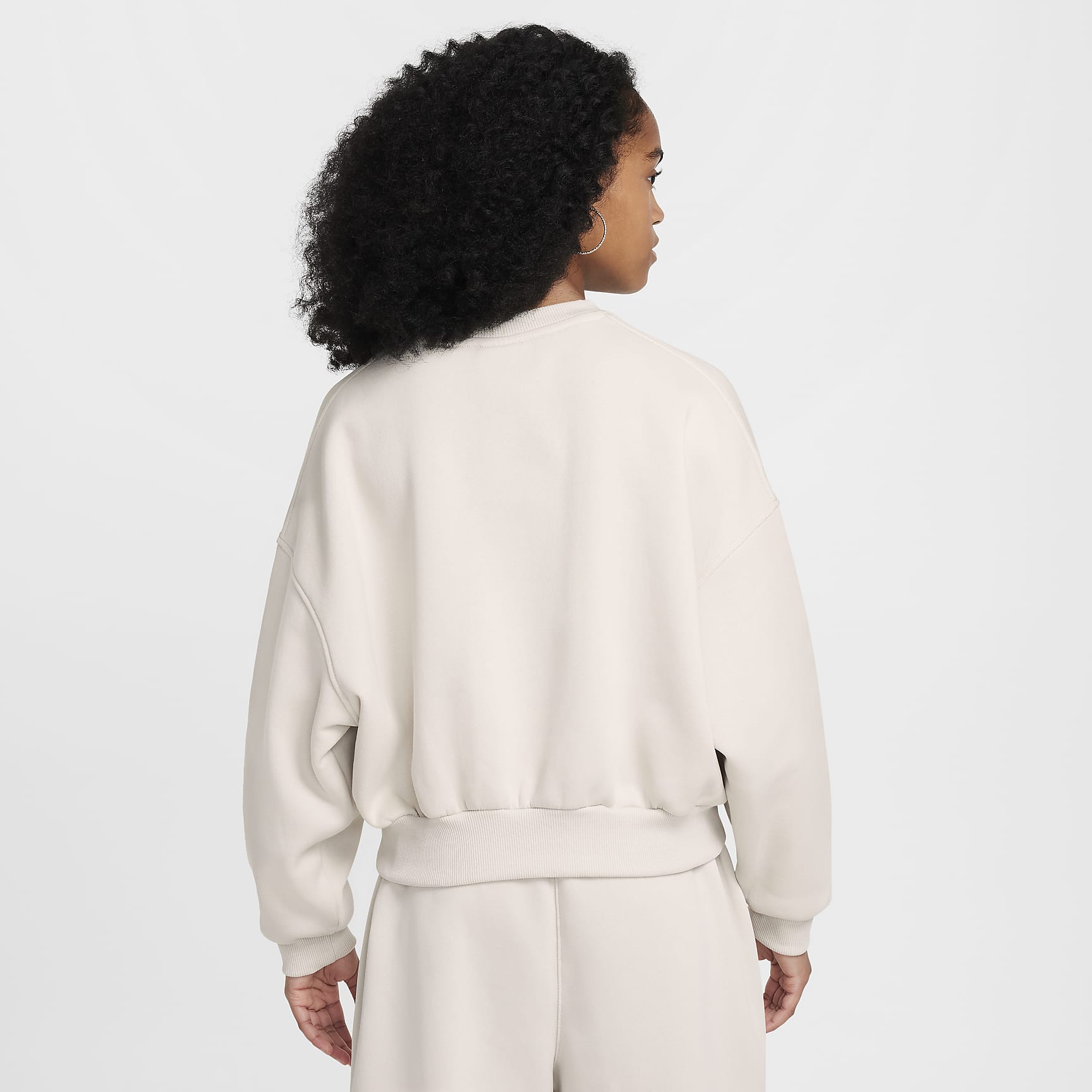 Nike Sportswear Club Fleece Girls' Boxy Crew-Neck Sweatshirt