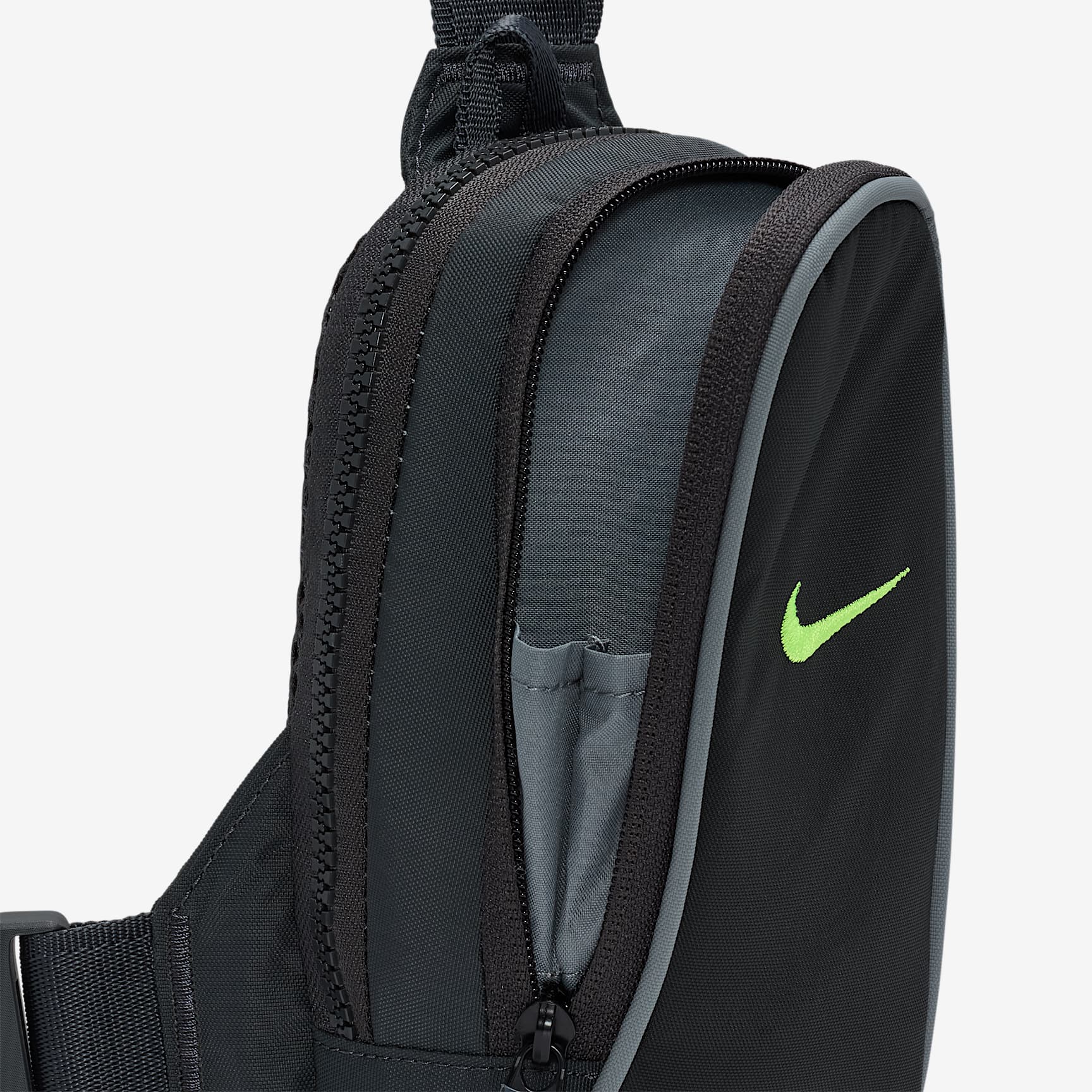 Nike Sportswear Essentials Crossbody Bag (1L)