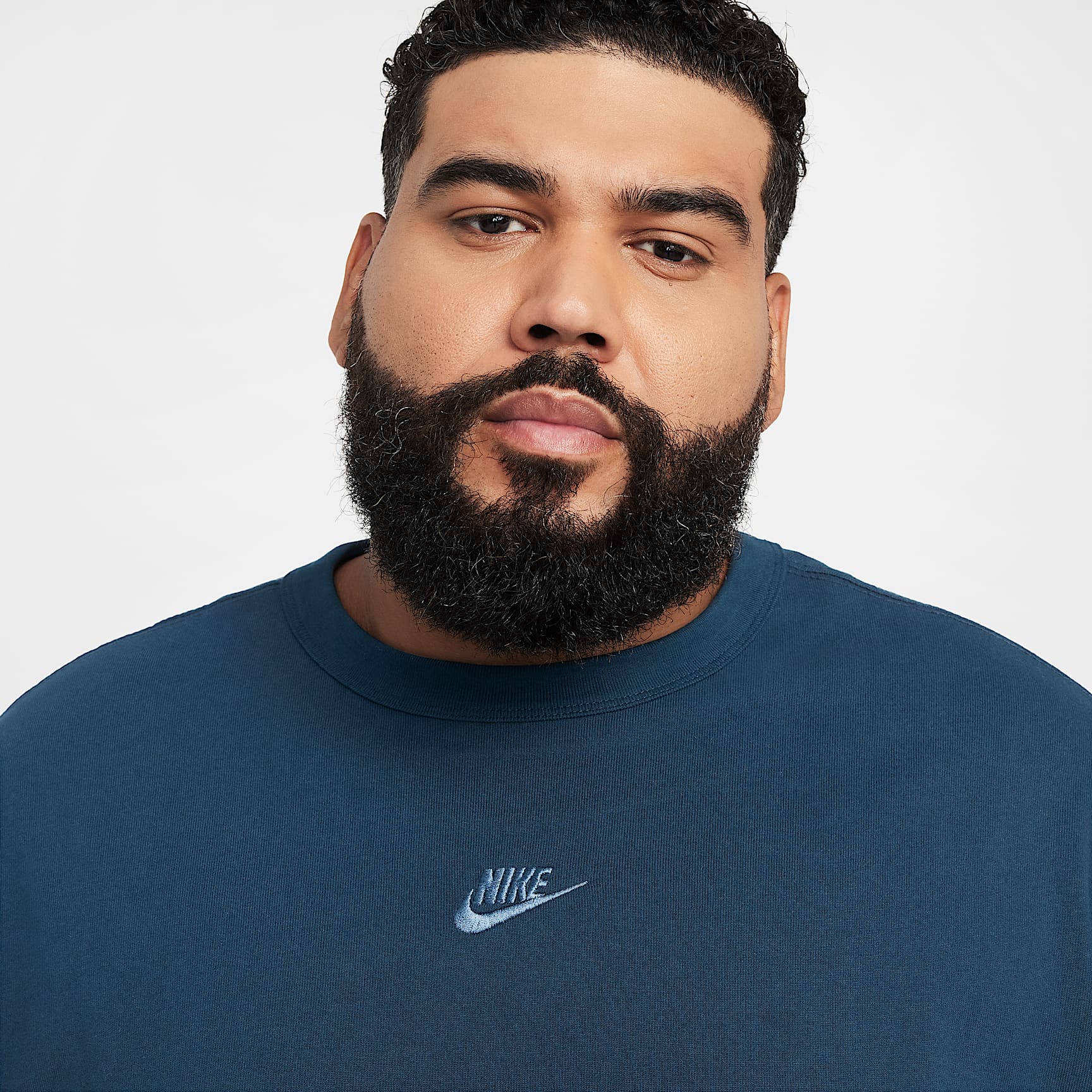 Nike Sportswear Premium Essentials Men's T-Shirt