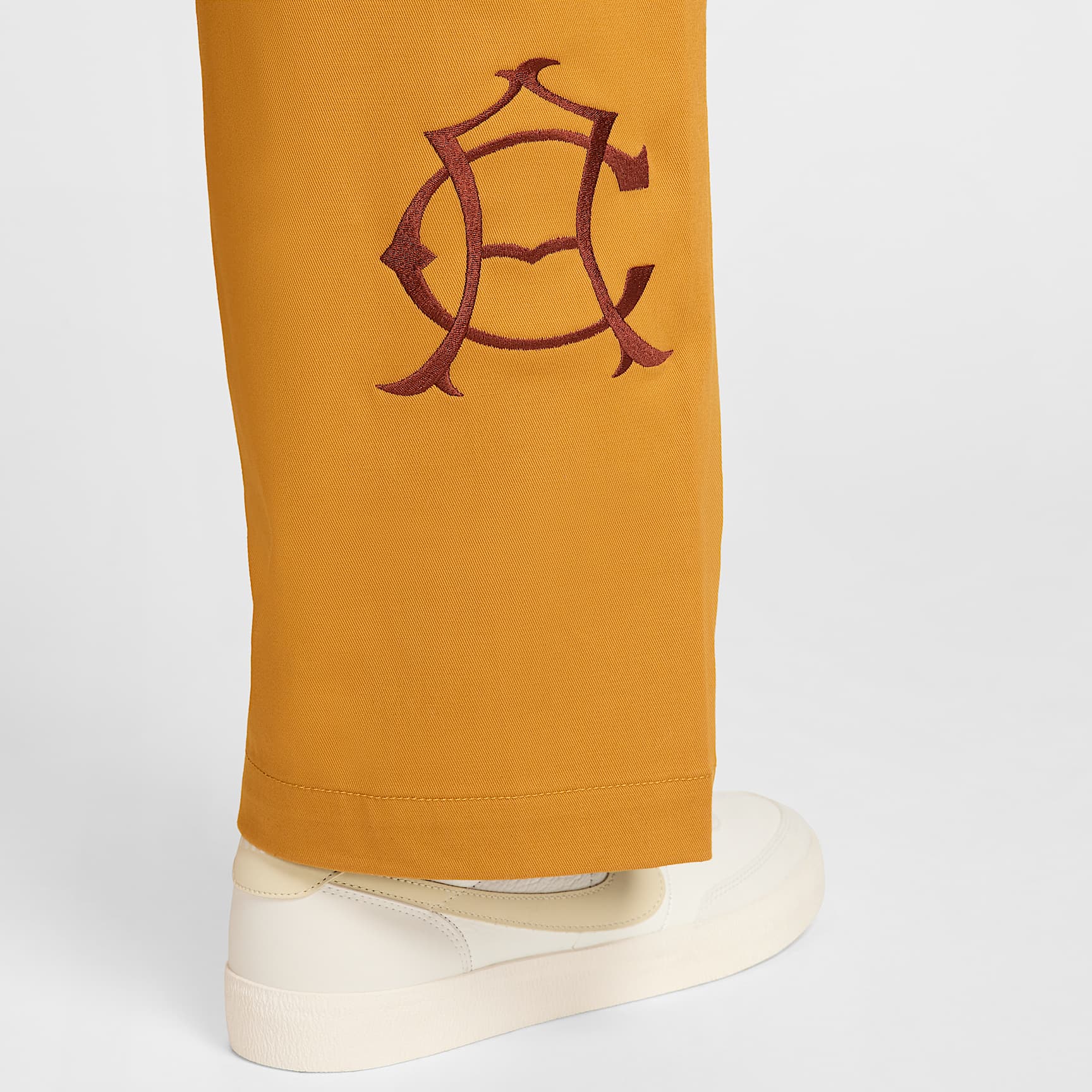 Club América Men's Nike Life Soccer Unlined El Chino Pants