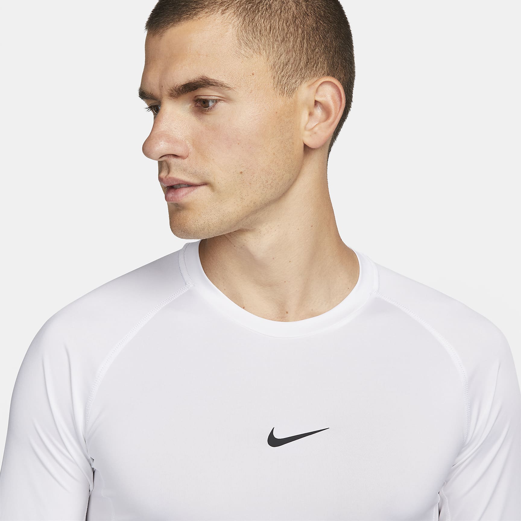 Nike Pro Men's Dri-FIT Tight Long-Sleeve Fitness Top