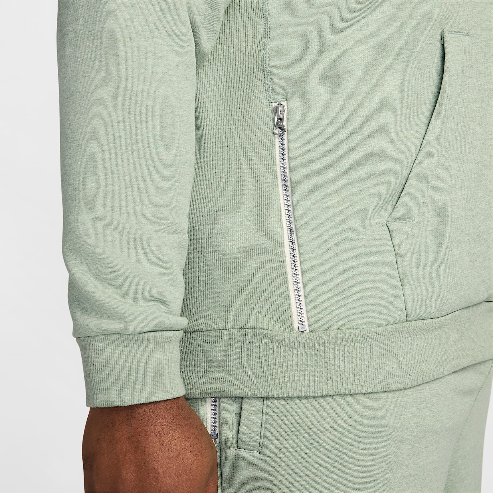 Nike Standard Issue Men's Dri-FIT Pullover Basketball Hoodie