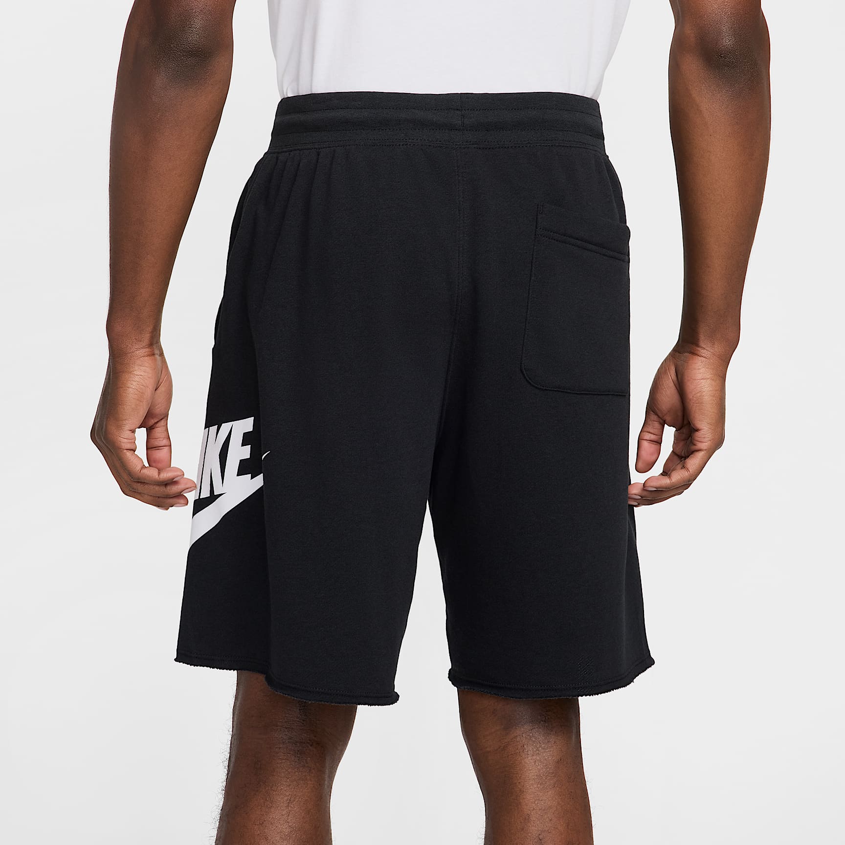 Nike Club Men's French Terry Alumni Shorts