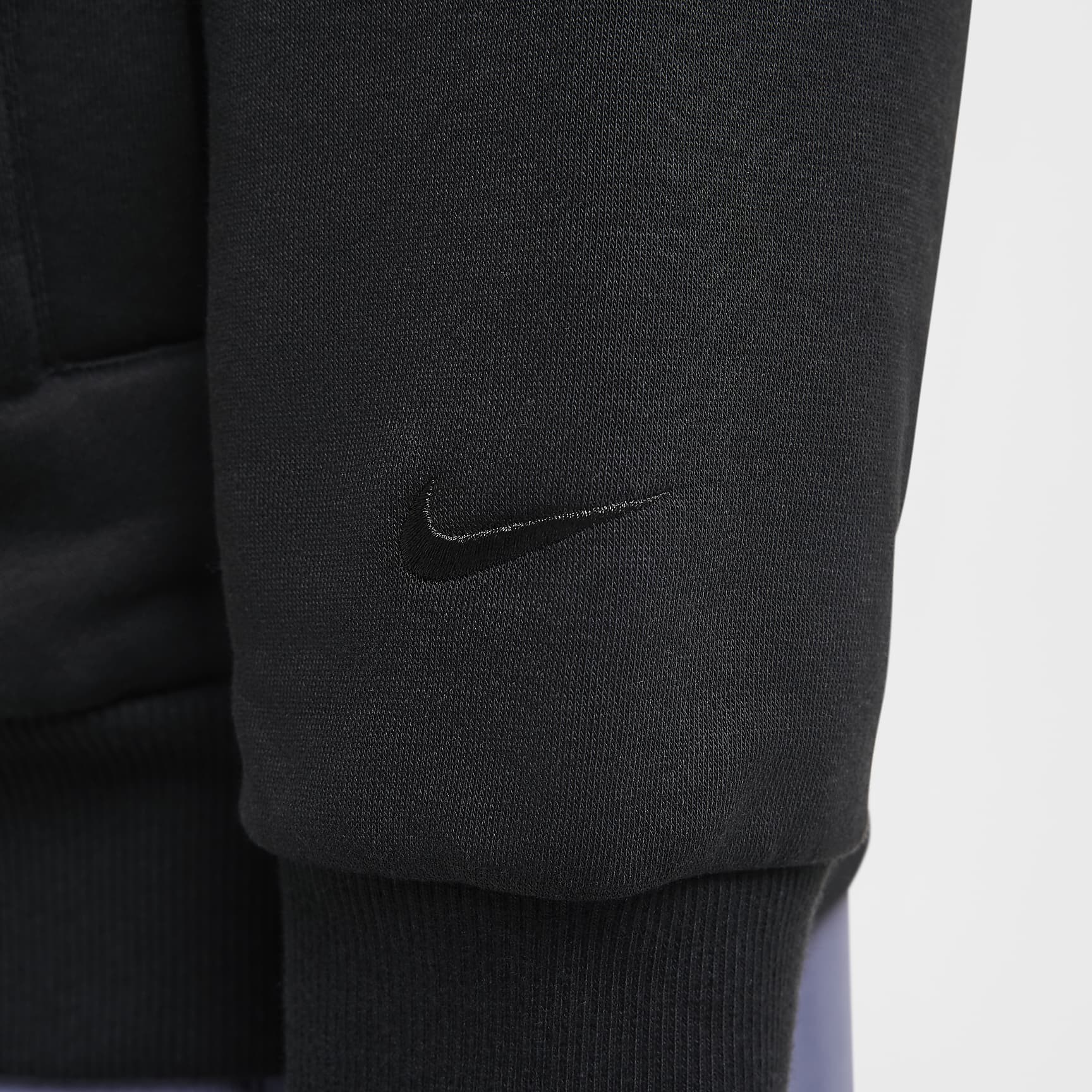 LeBron Standard Issue Men's Therma-FIT Basketball Jacket