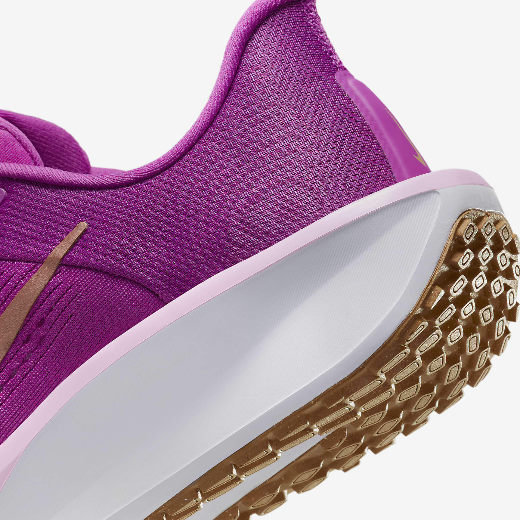 Nike Quest 6 Women's Road Running Shoes