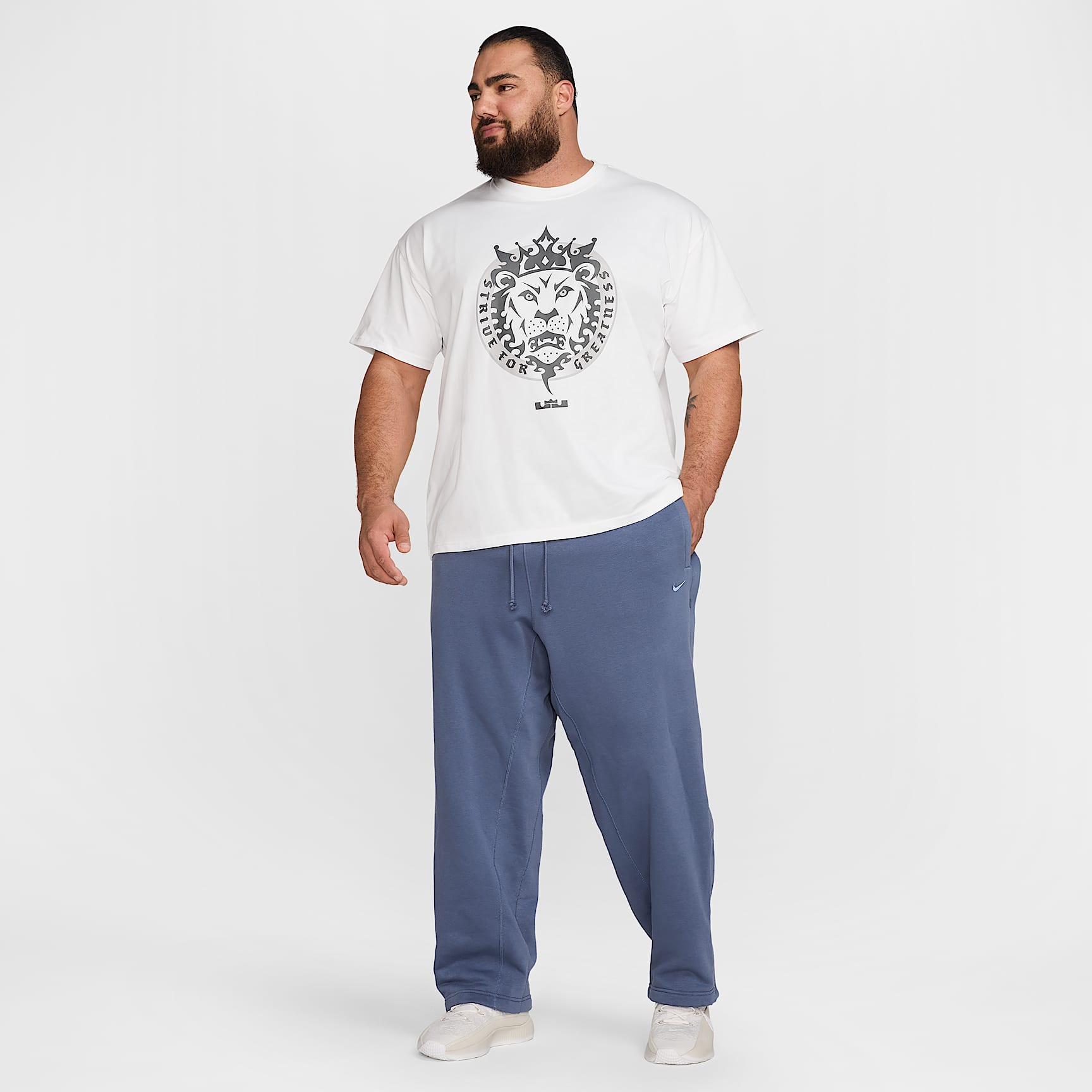 LeBron Men's Max90 Basketball T-Shirt