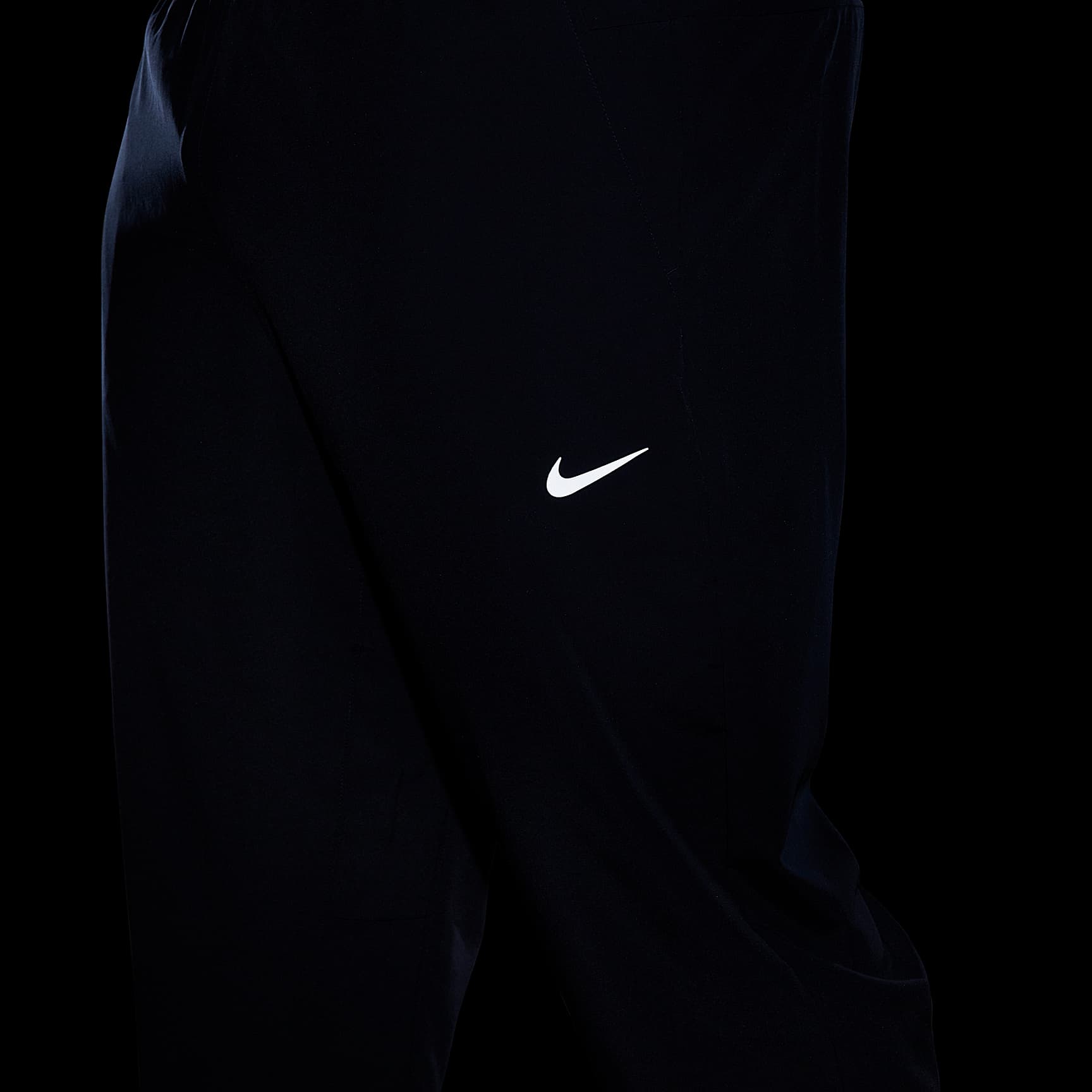 Nike Form Men's Dri-FIT Tapered Versatile Pants