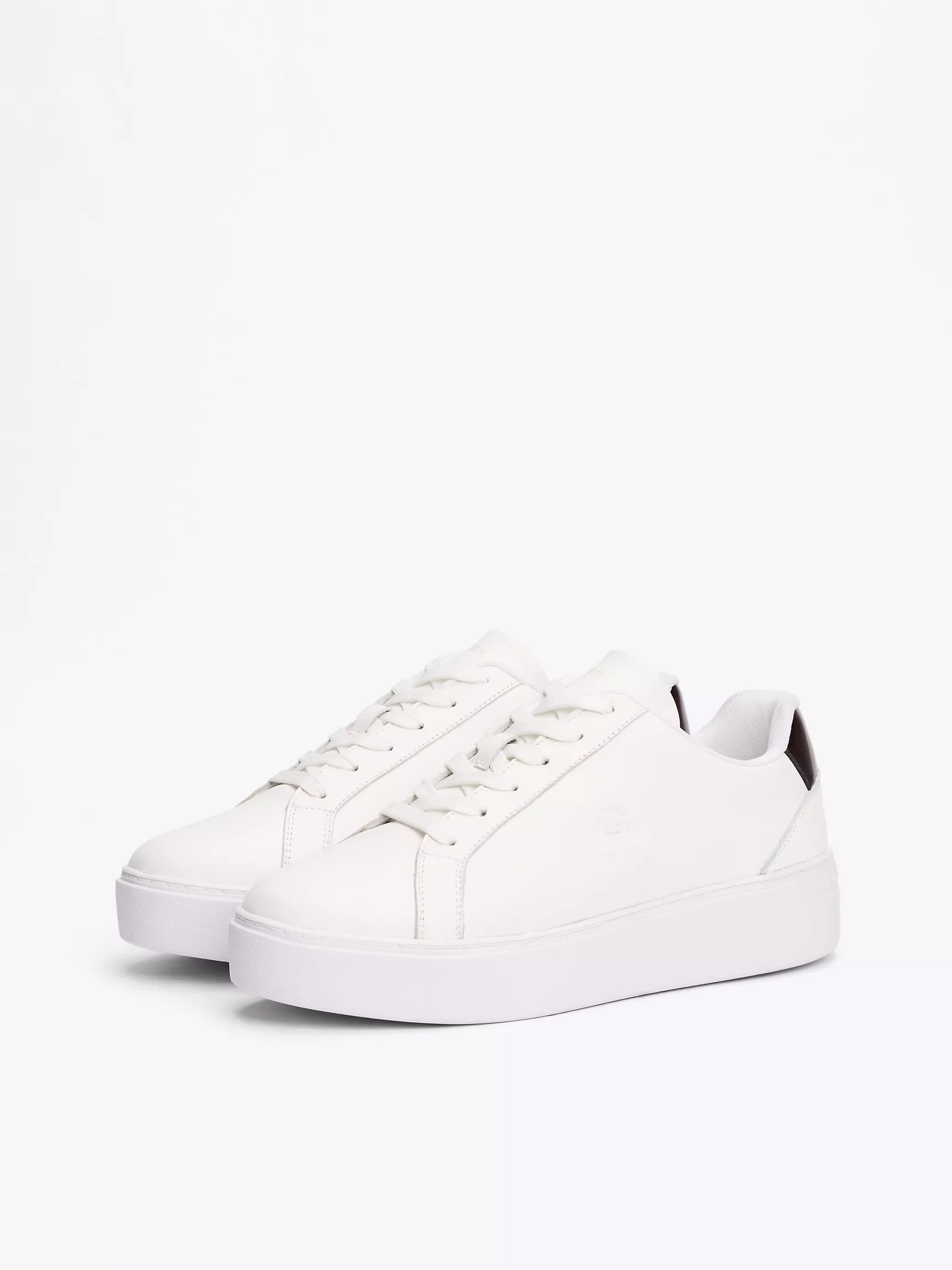 Женские кроссовки Tommy Hilfiger, Кожаные кеды на платформе с монограммным узором