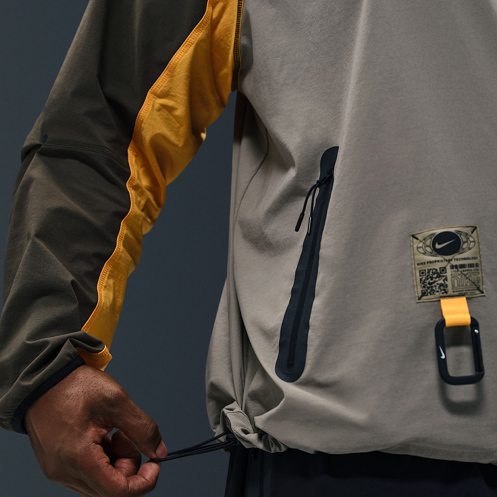 Nike Tech Men's Woven Windrunner Full-Zip Jacket