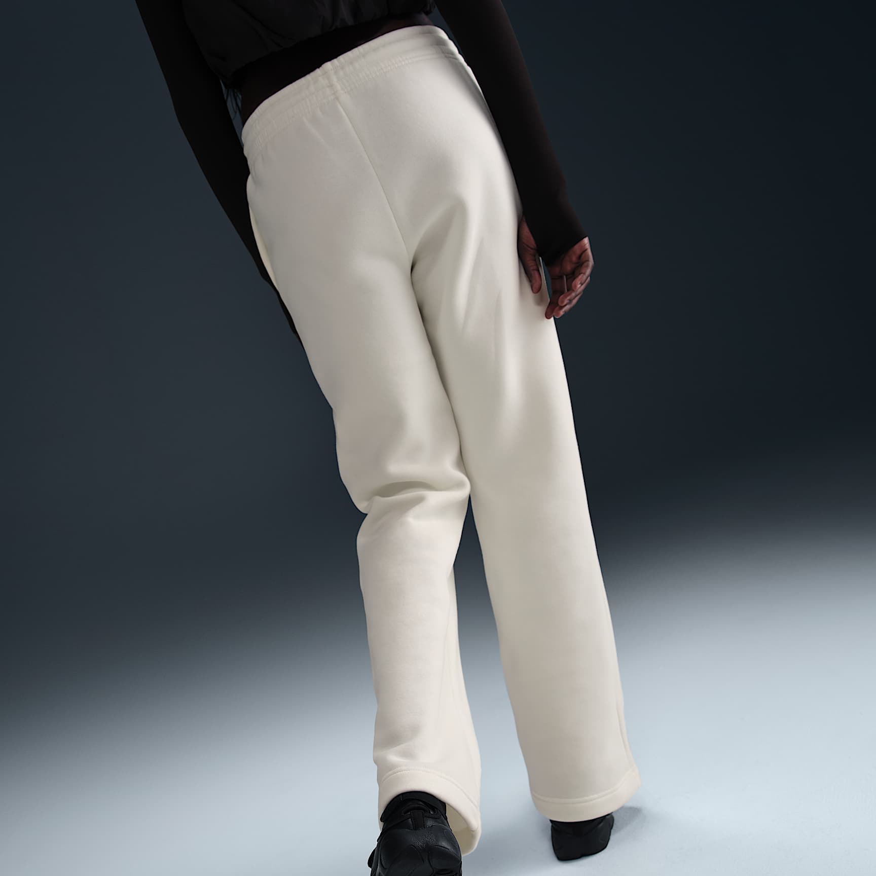 Nike Sportswear Phoenix Fleece Women's Mid-Rise Open-Hem Pants