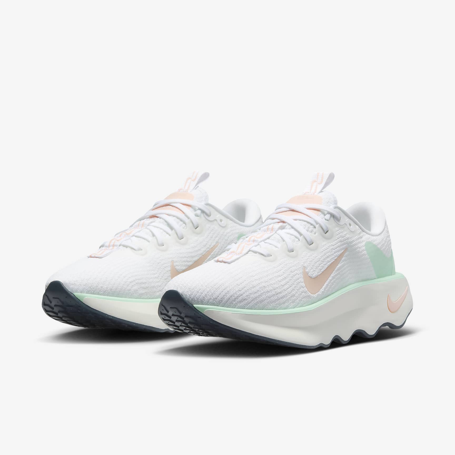 Nike Motiva Women's Walking Shoes