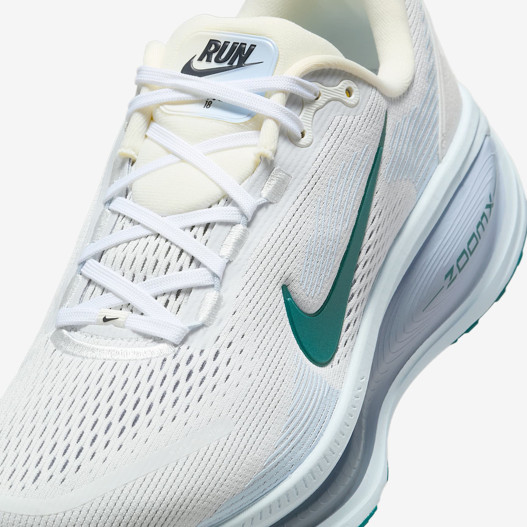 Nike Vomero 18 Women's Road Running Shoes
