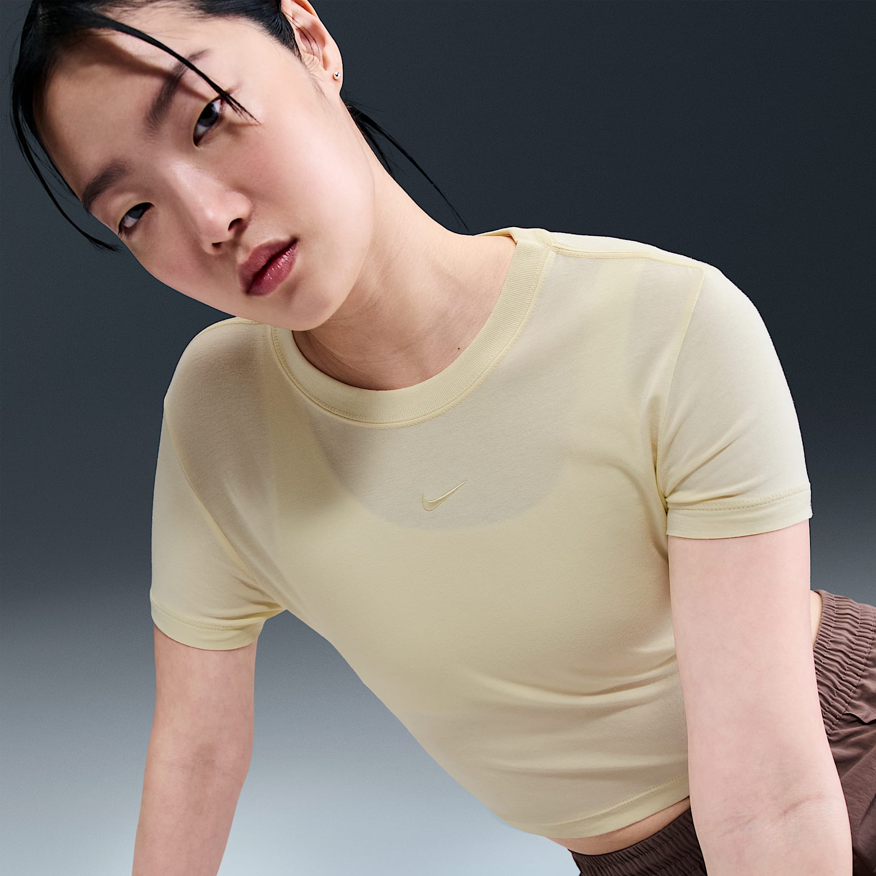 Nike Sportswear Chill Knit Women's Cropped T-Shirt