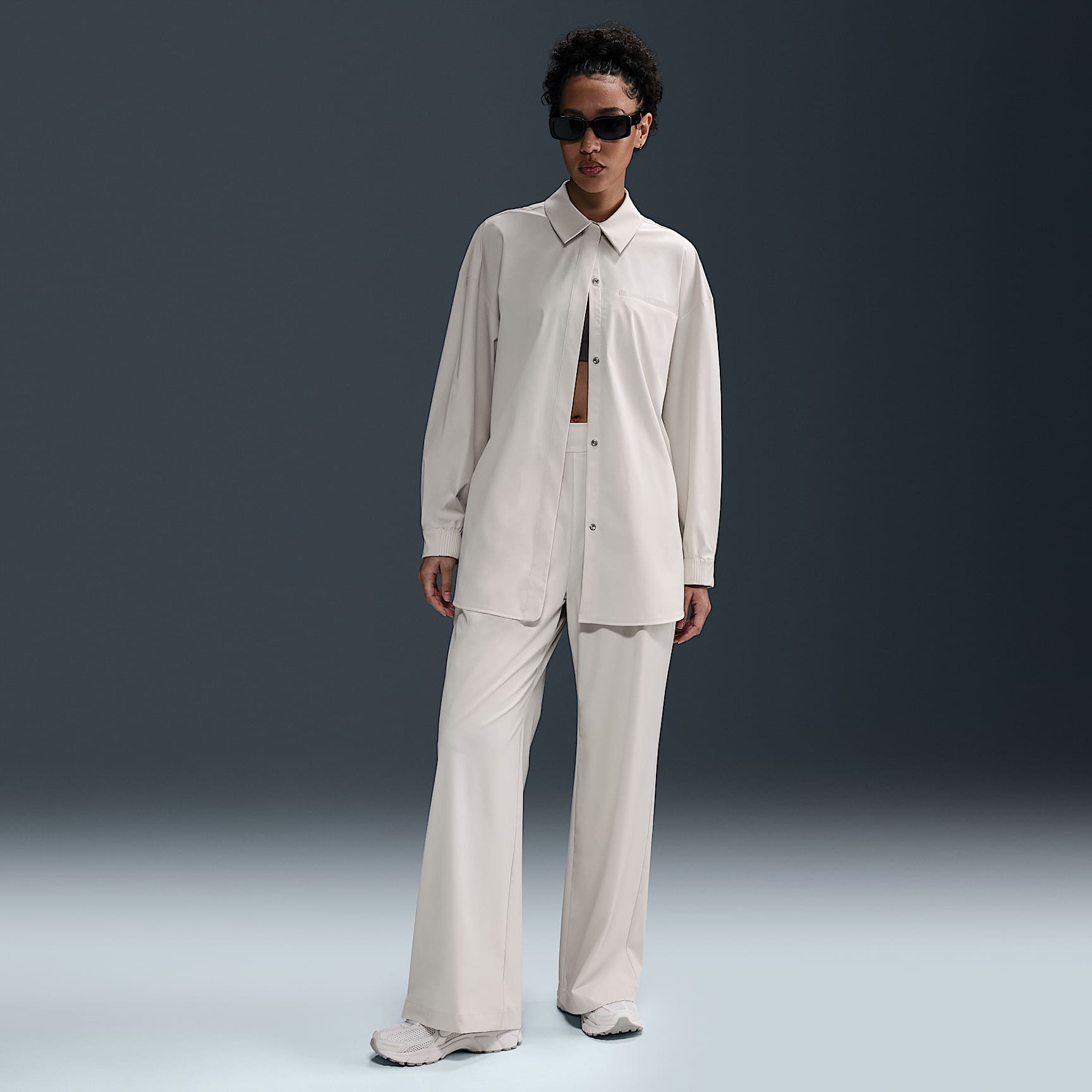 Nike 24.7 PerfectStretch Women's Dri-FIT Oversized Long-Sleeve Shirt