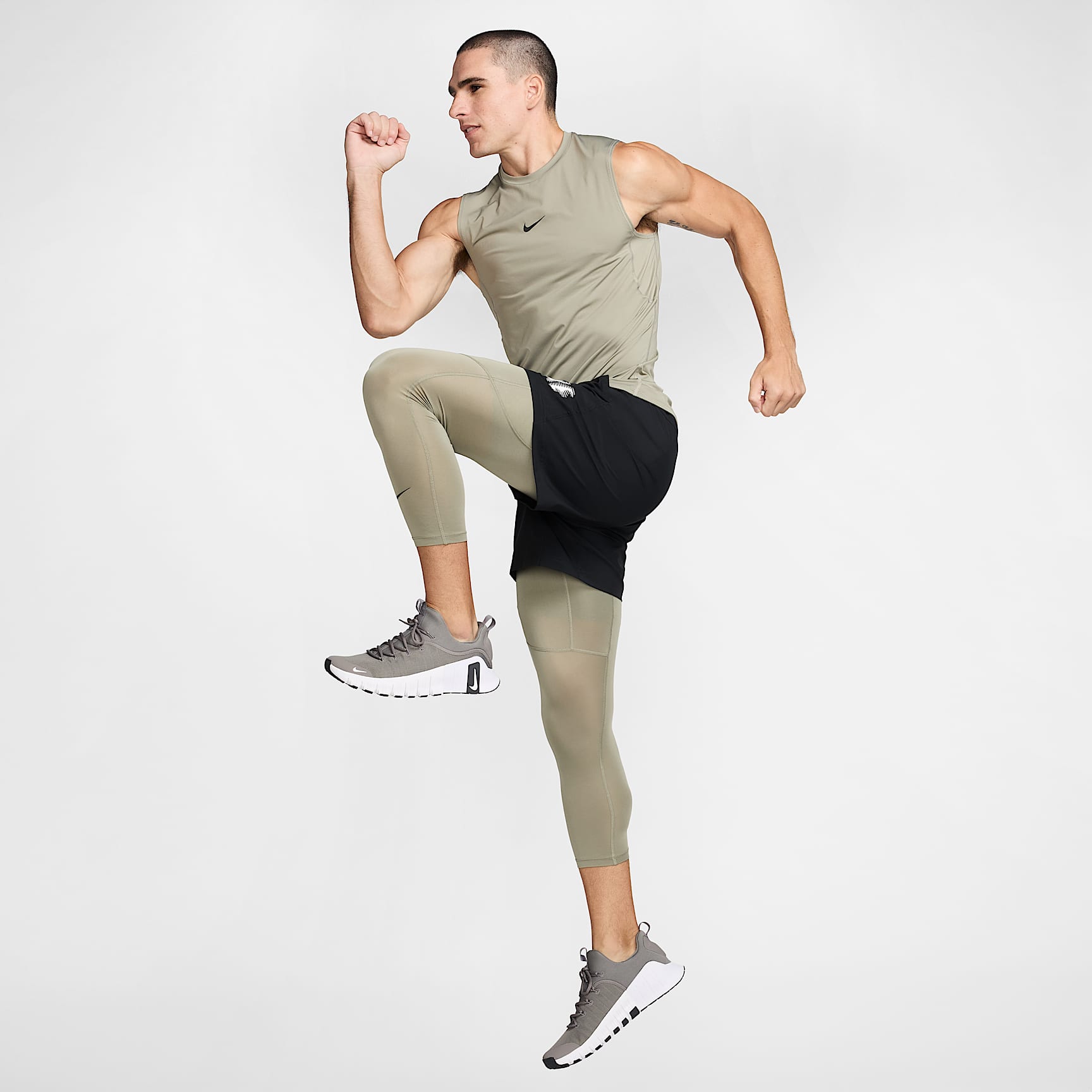Nike Pro Men's Dri-FIT Slim Sleeveless Top