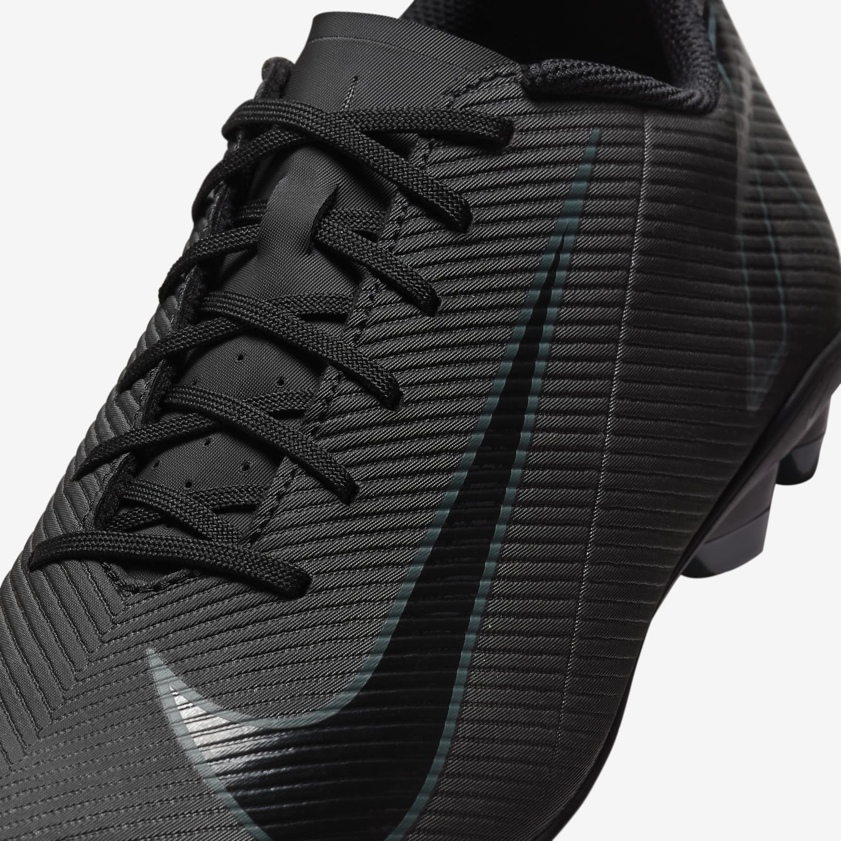 Nike Mercurial Vapor 16 Club MG Low-Top Soccer Cleats