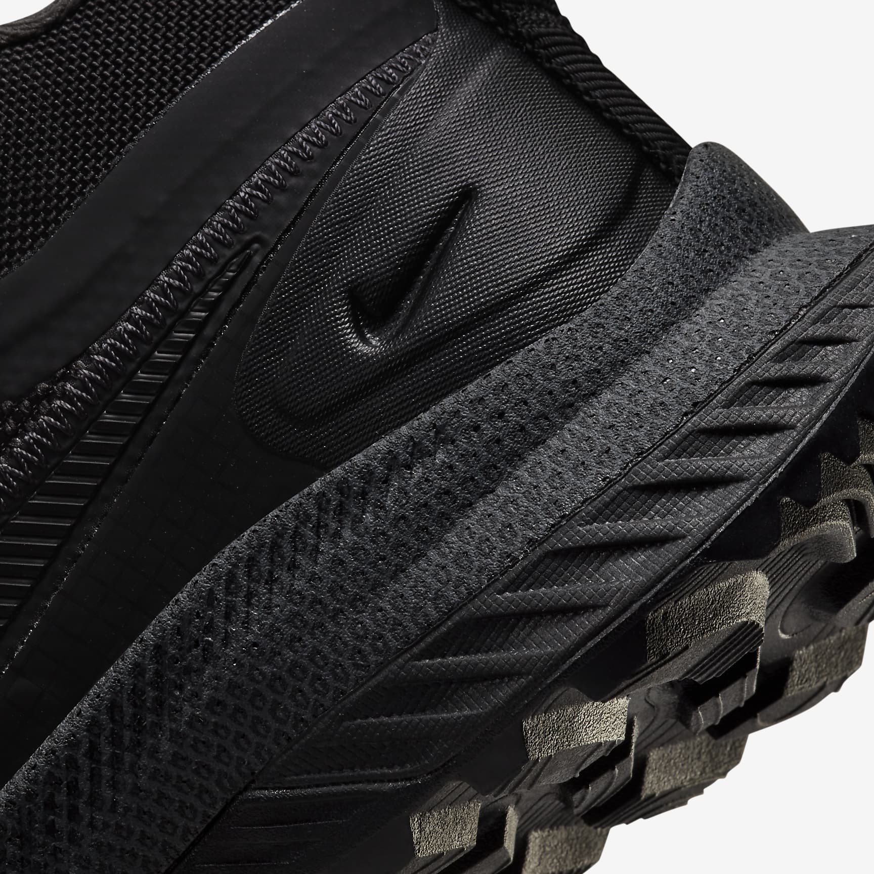 Nike React SFB Carbon Men’s Elite Outdoor Shoes