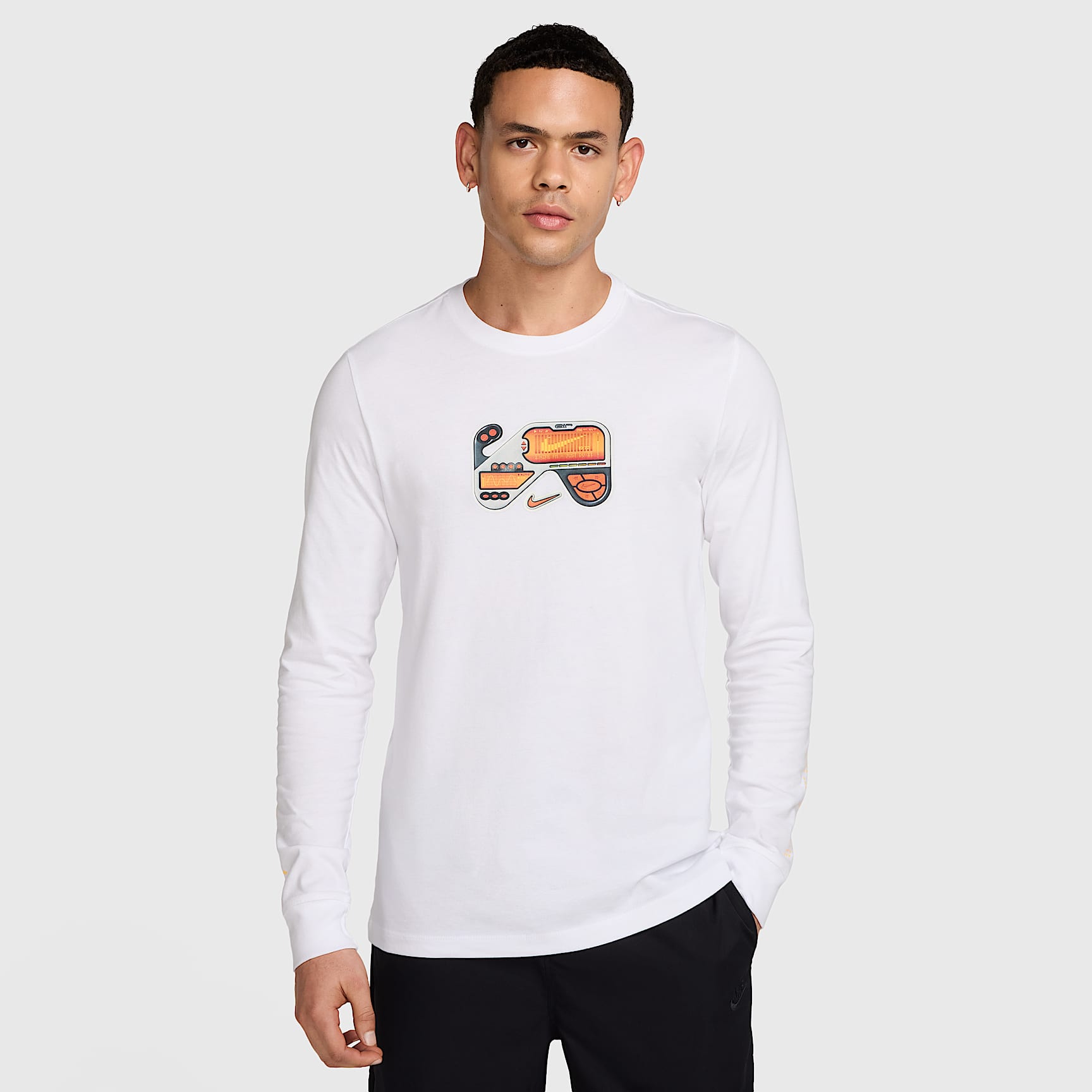Nike Sportswear Men's Long-Sleeve T-Shirt