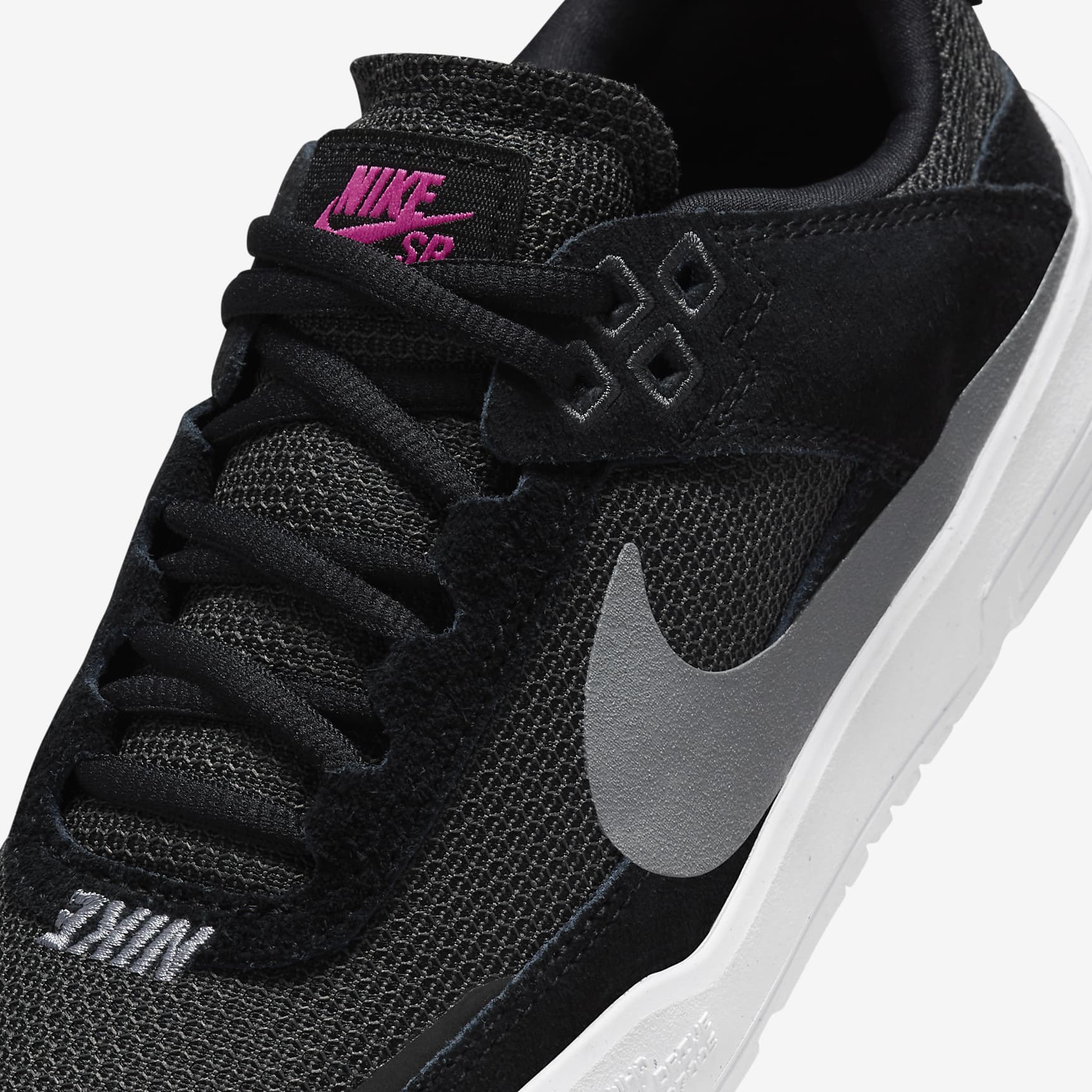 Nike SB Day One Big Kids' Skate Shoes