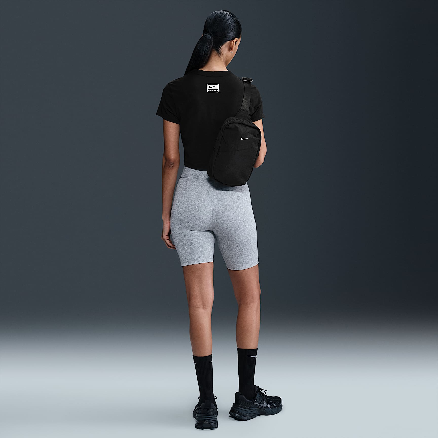 Nike Sportswear Women's Slim Cropped T-Shirt