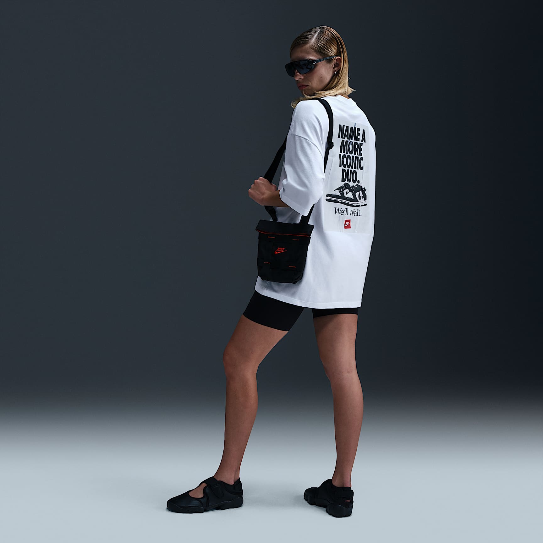 Nike Sportswear Essential Women's Oversized T-Shirt