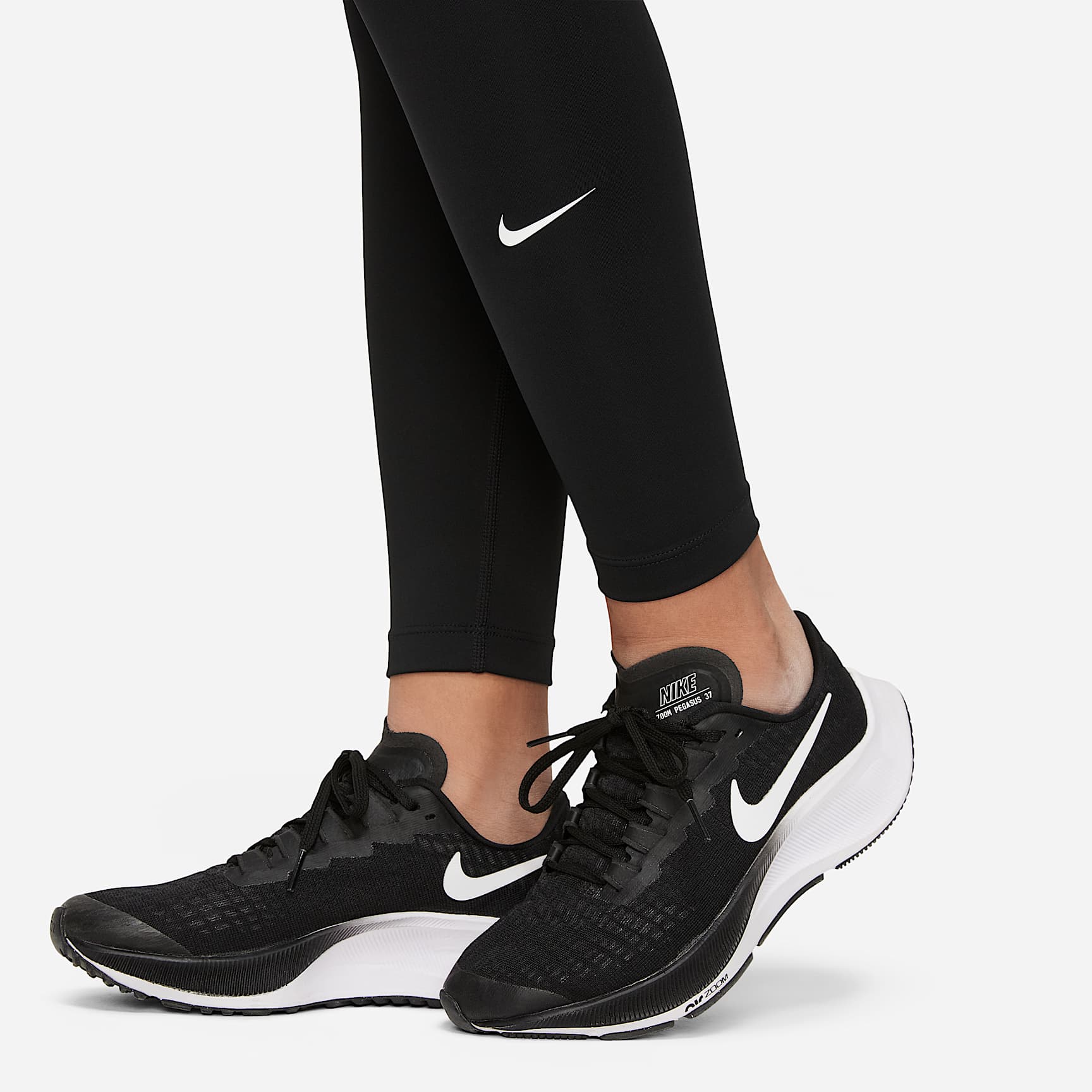 Nike Dri-FIT One Big Kids' (Girls') Leggings