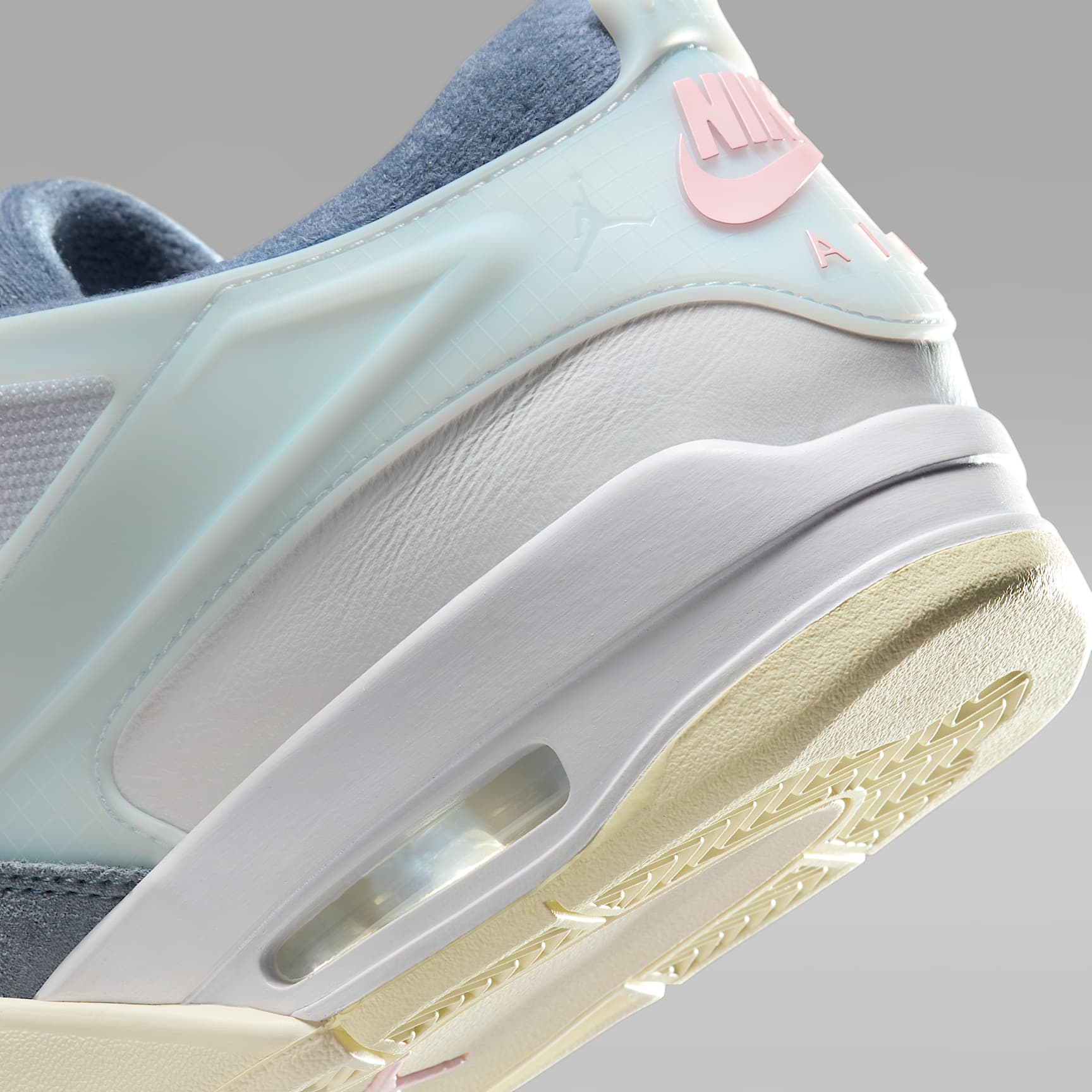 Air Jordan 4 RM Men's Shoes