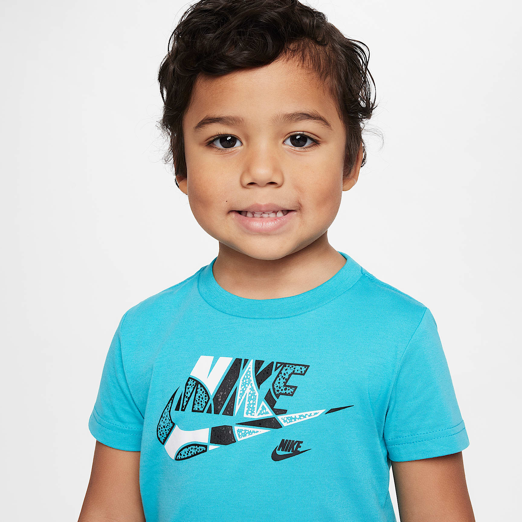 Nike Sportswear "Outside the Lines" Toddler 2-Piece French Terry Shorts Set