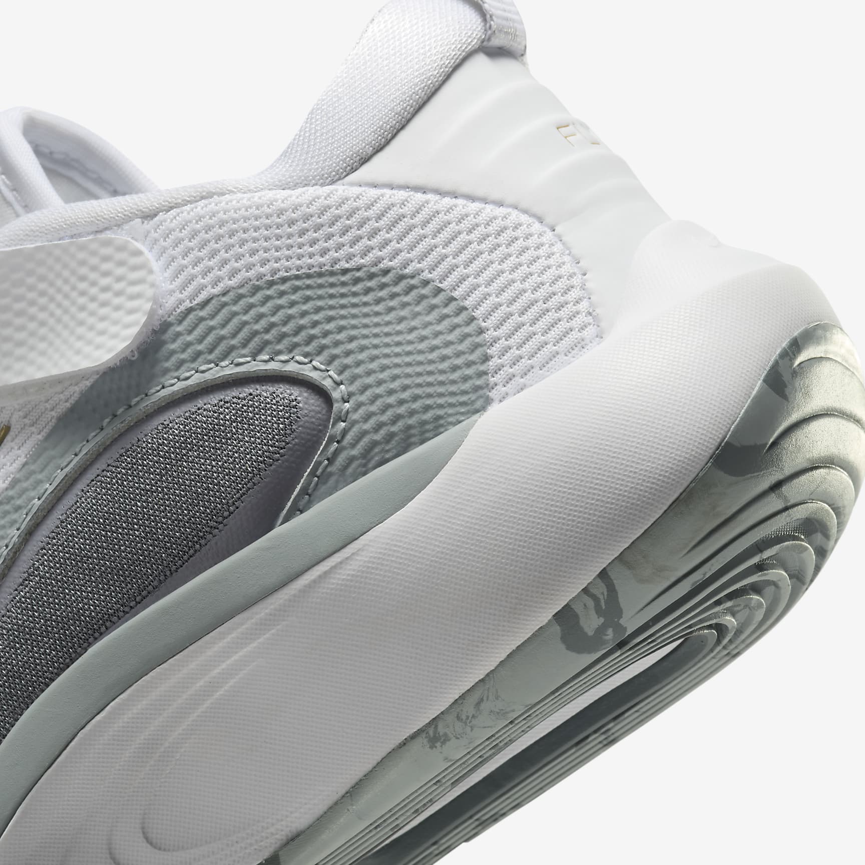 Nike IsoFly Little Kids' Shoes