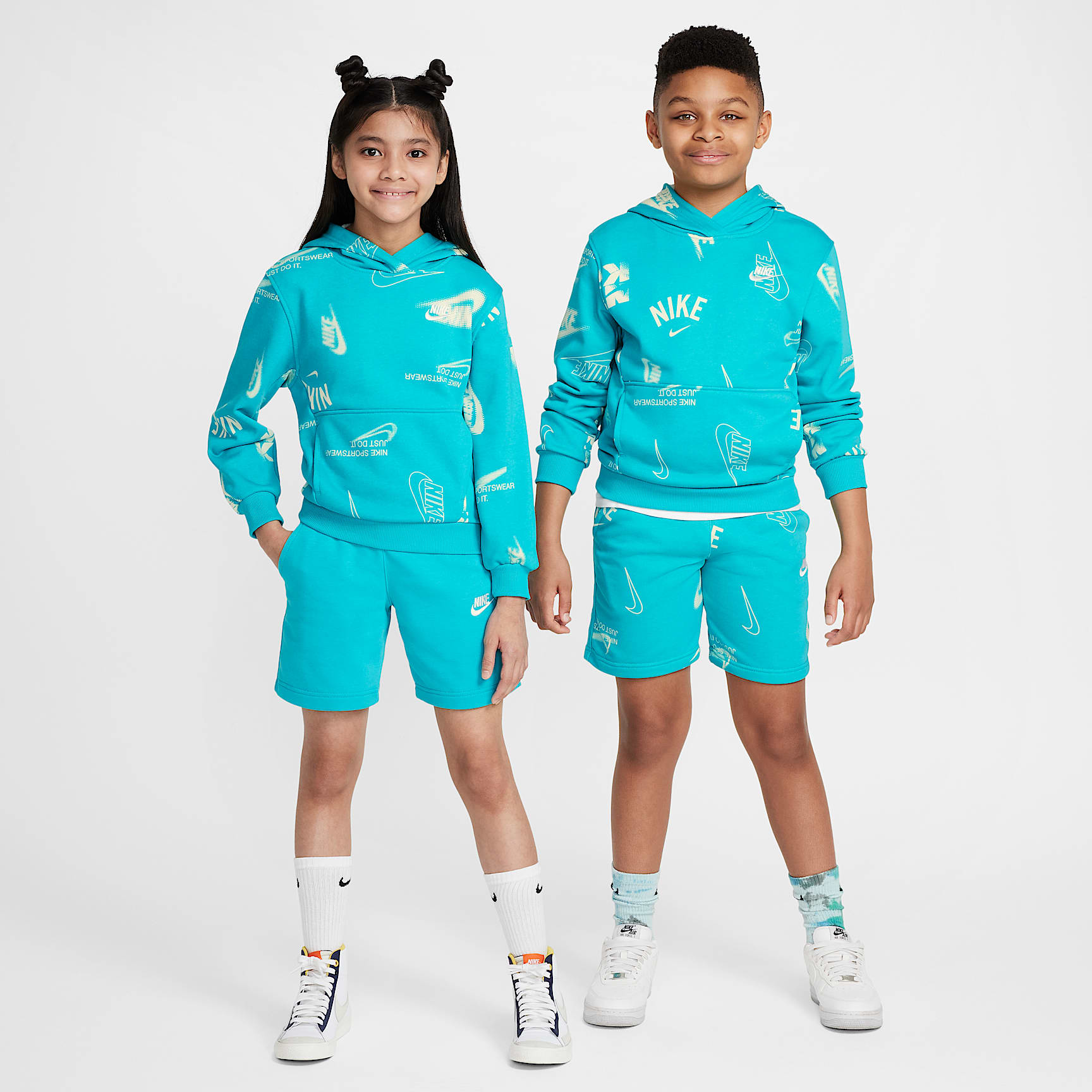 Nike Sportswear Club Big Kids' French Terry Hoodie