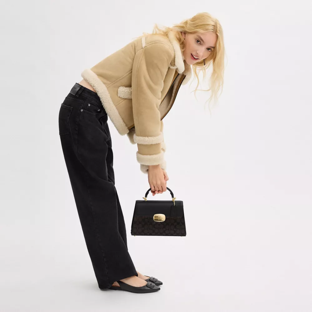 Сумка COACH Eliza Top Handle Bag In Signature Canvas
