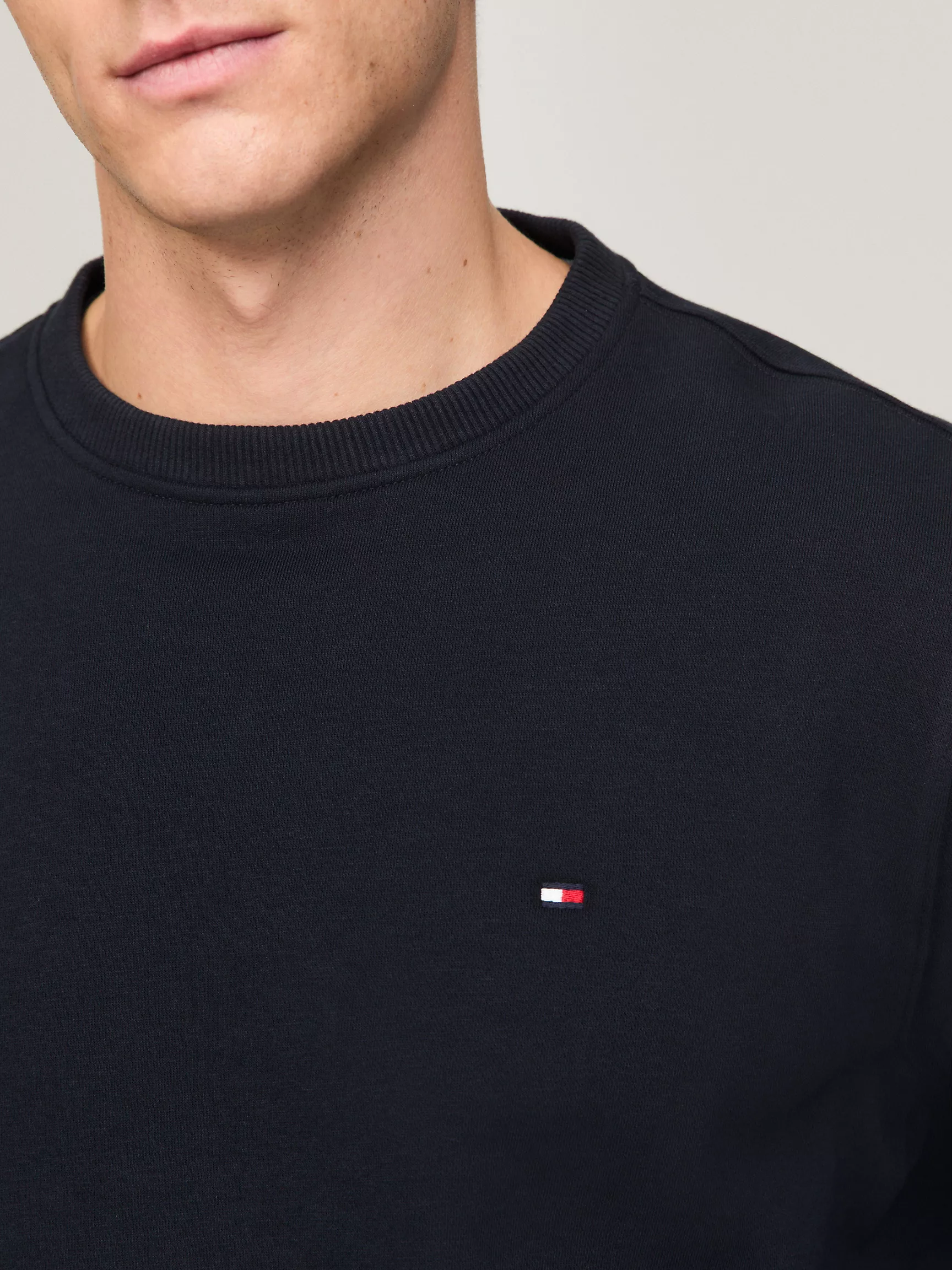 Мужская толстовка Tommy Hilfiger, Однотонный свитшот с круглым вырезом