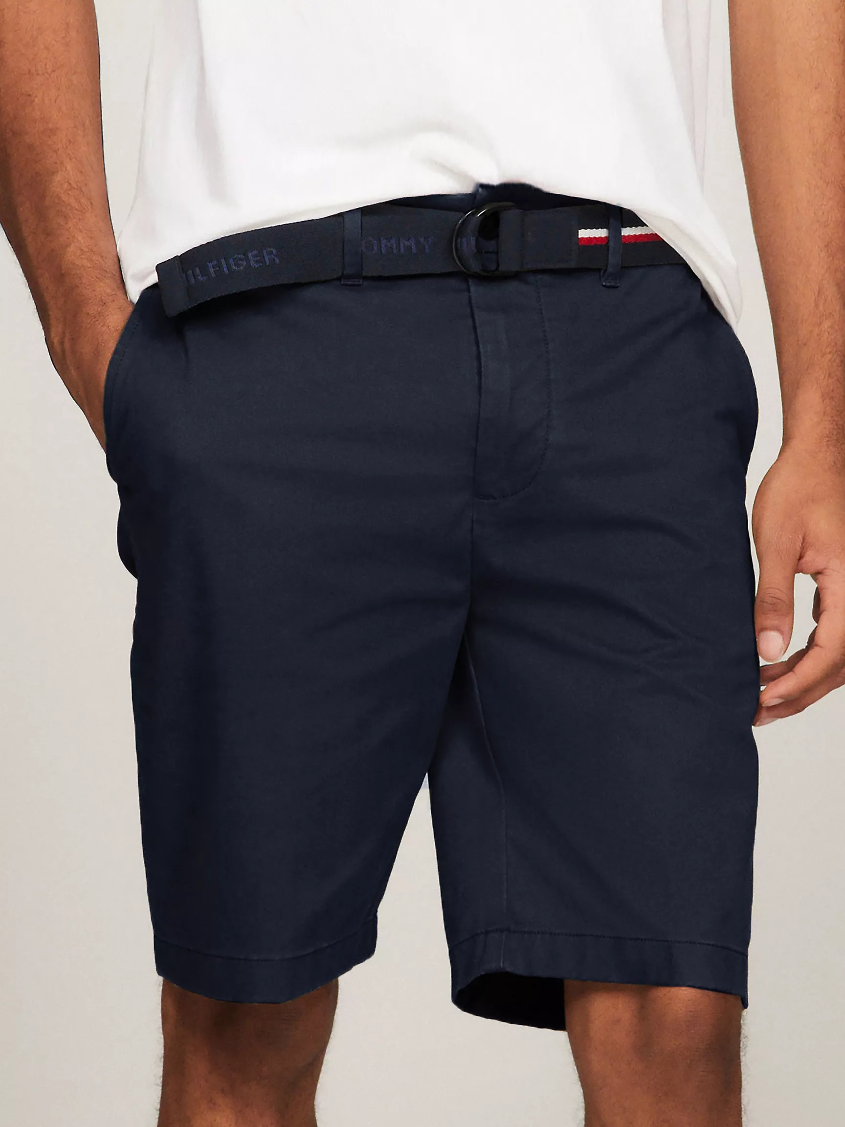 Мужские шорты Tommy Hilfiger, Твиловые шорты с поясом (9 дюймов)