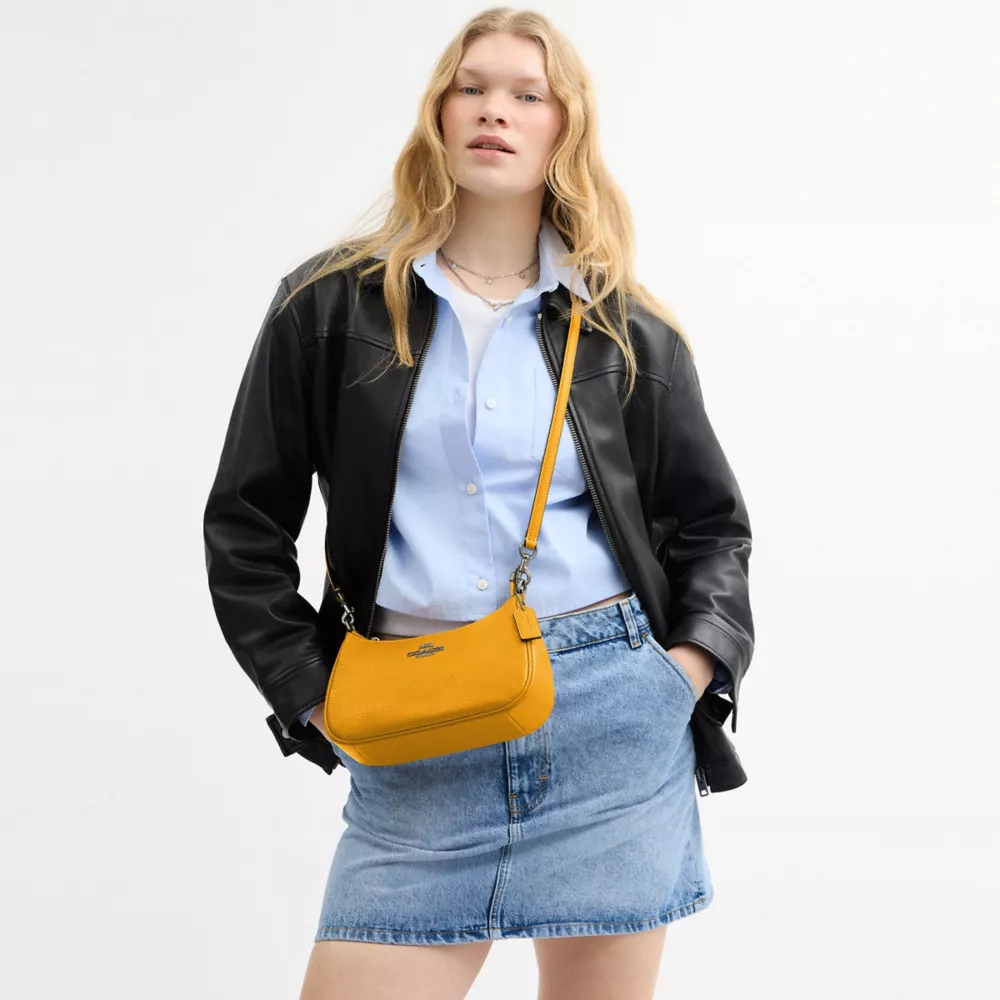 Сумка COACH Teri Shoulder Bag