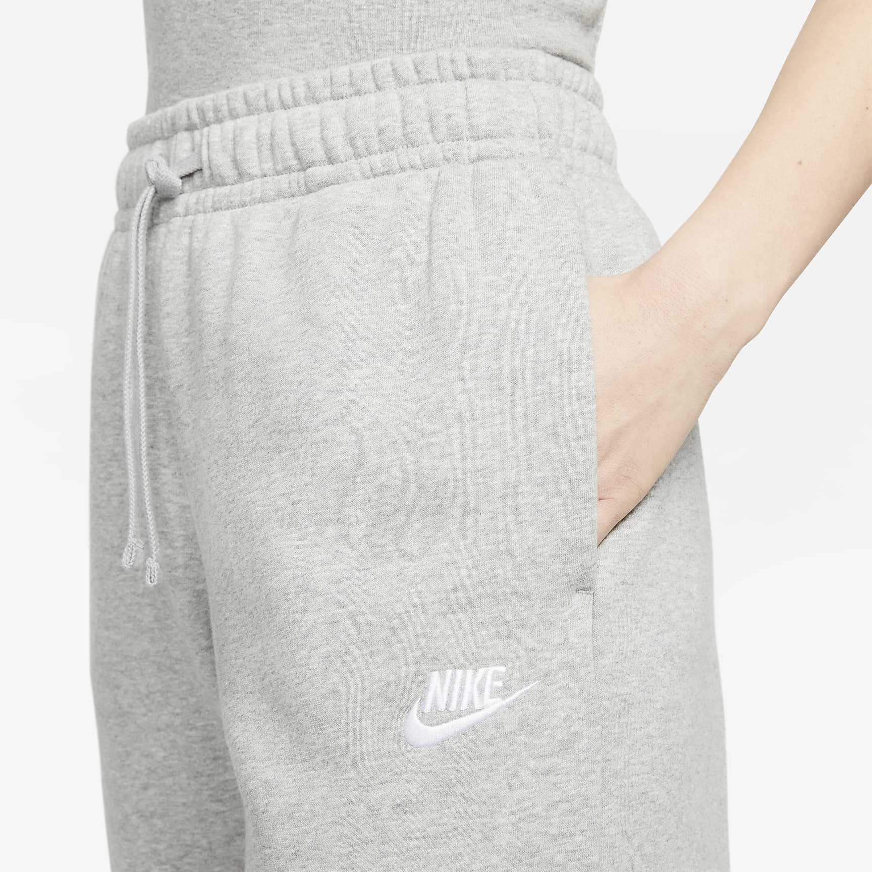 Nike Sportswear Club Fleece Women's Mid-Rise Wide-Leg Sweatpants