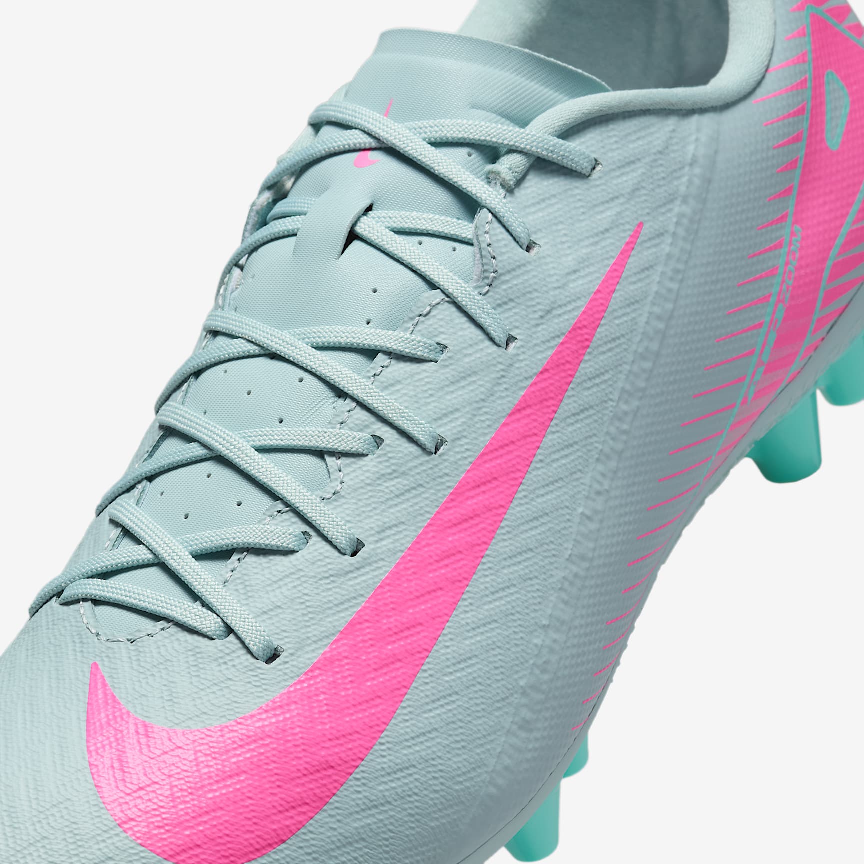 Nike Mercurial Vapor 16 Academy AG Low-Top Soccer Cleats