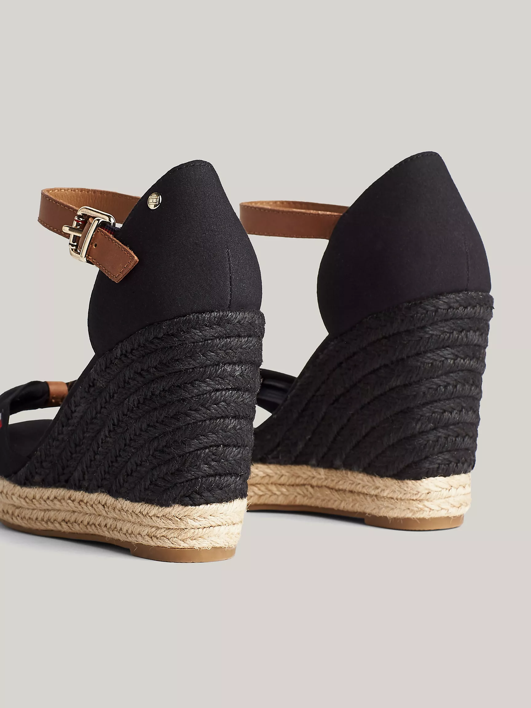 Женская обувь Tommy Hilfiger, Эспадрильи на танкетке с открытым носком