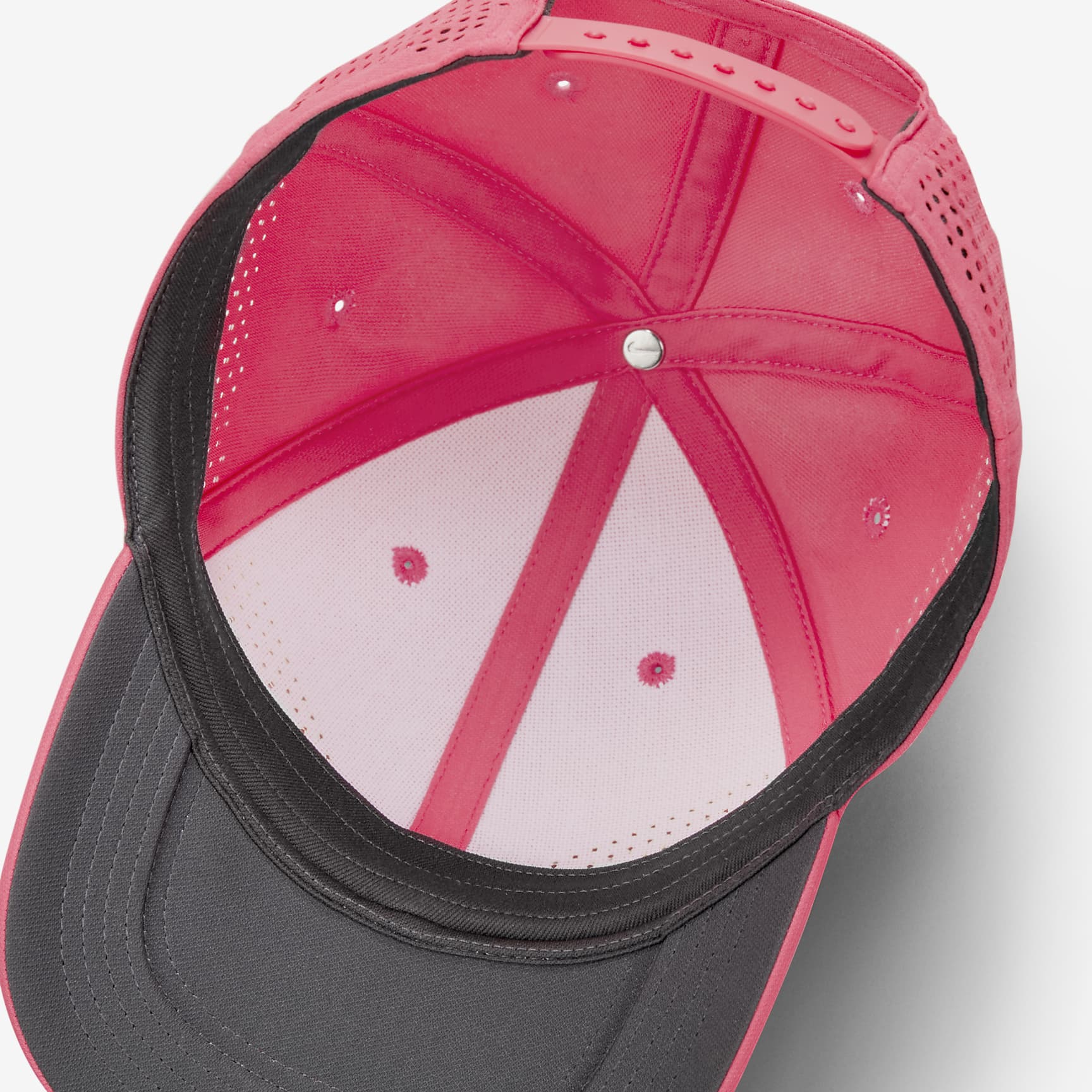 Nike Dri-FIT ADV Club Structured Swoosh Cap