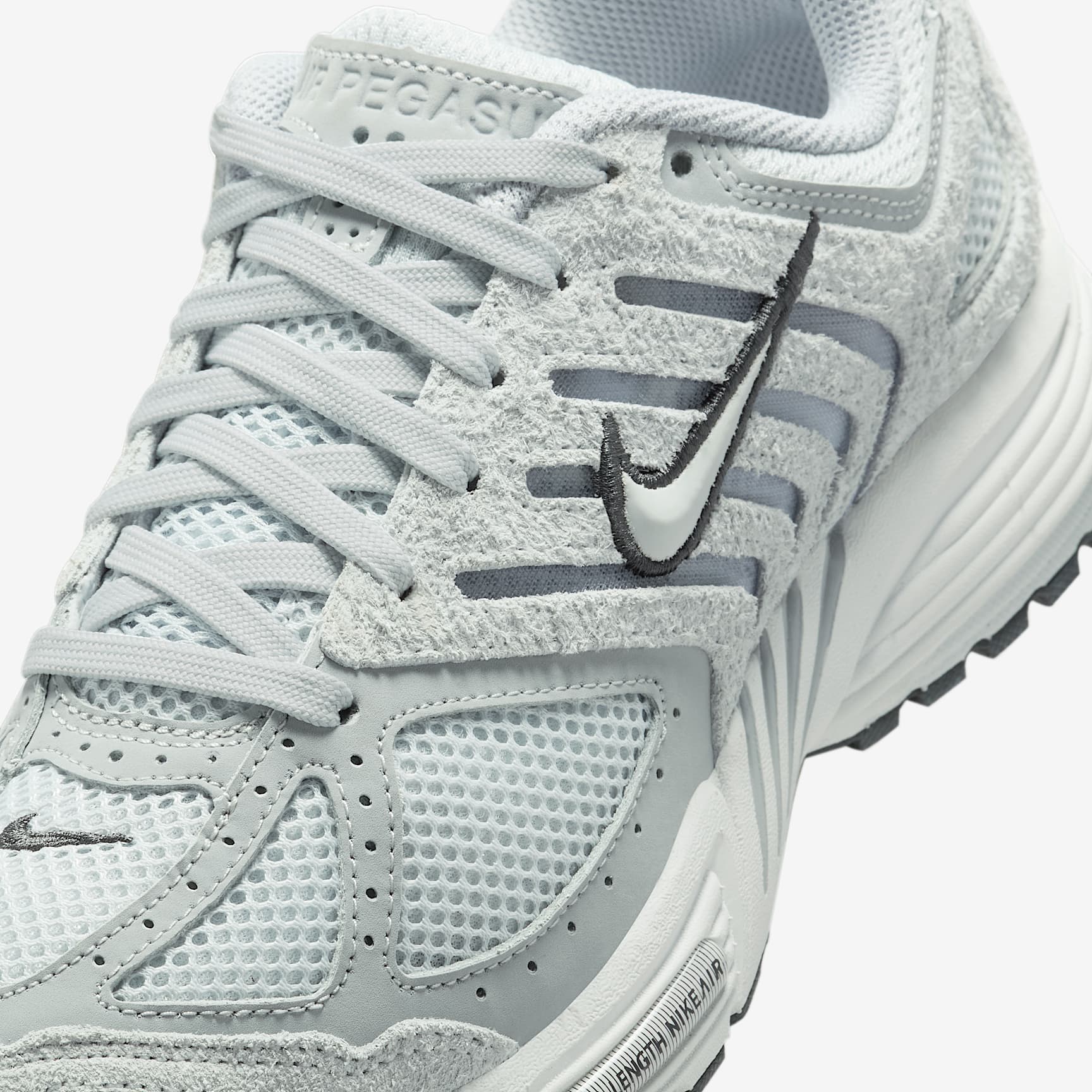 Nike Air Pegasus 2005 Women's Shoes