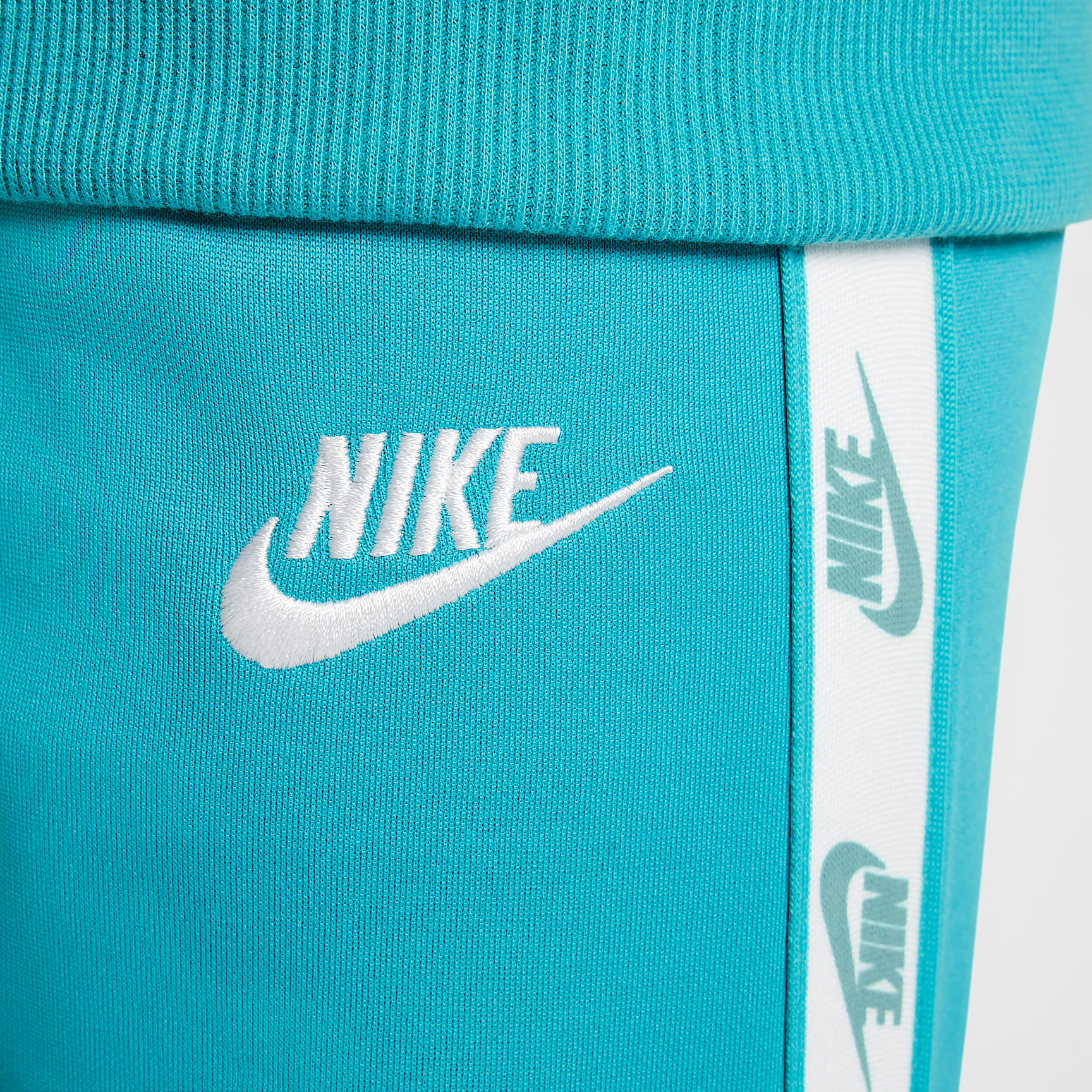 Nike Dri-FIT Little Kids' 2-Piece Full-Zip Set with Logo Taping