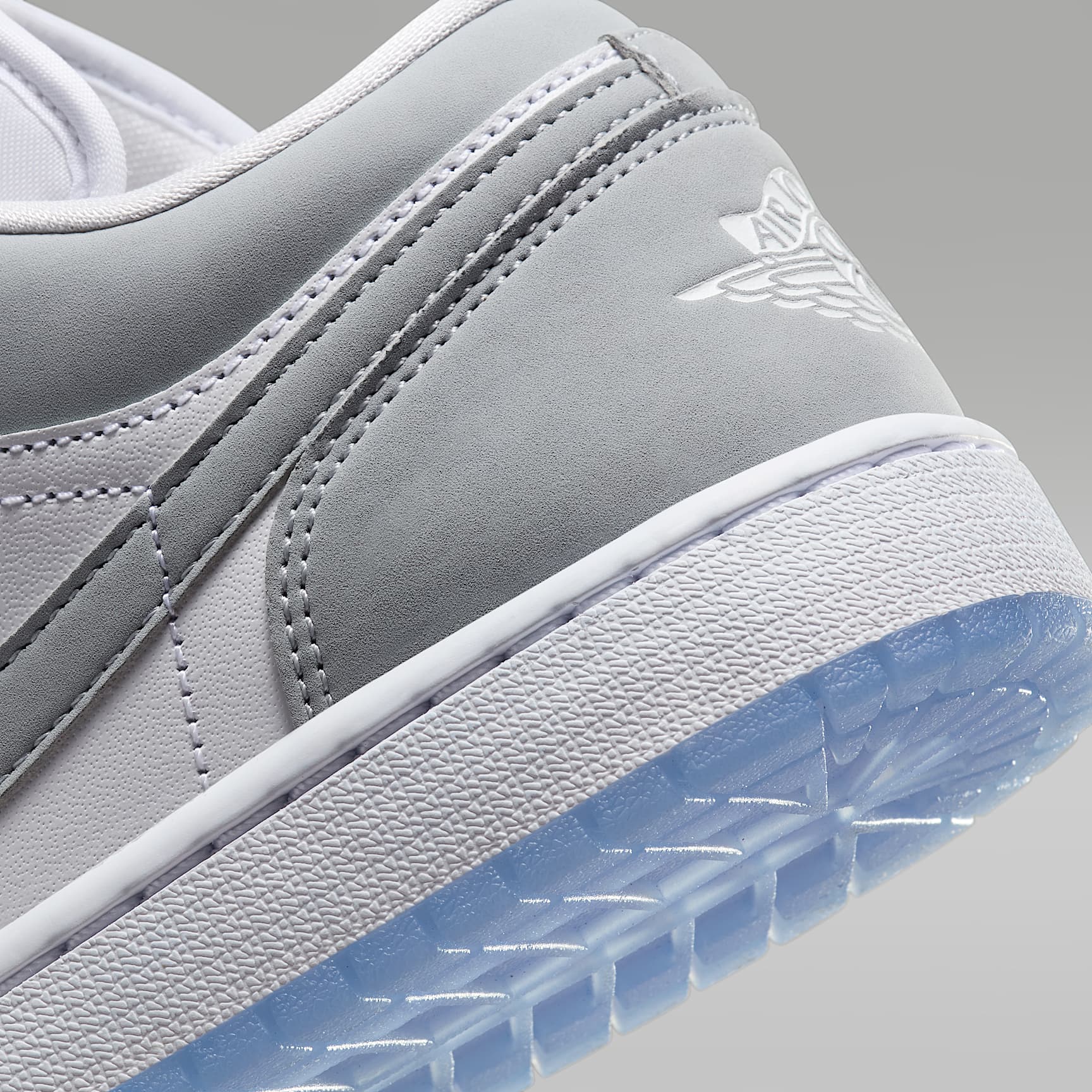 Air Jordan 1 Low Women's Shoes