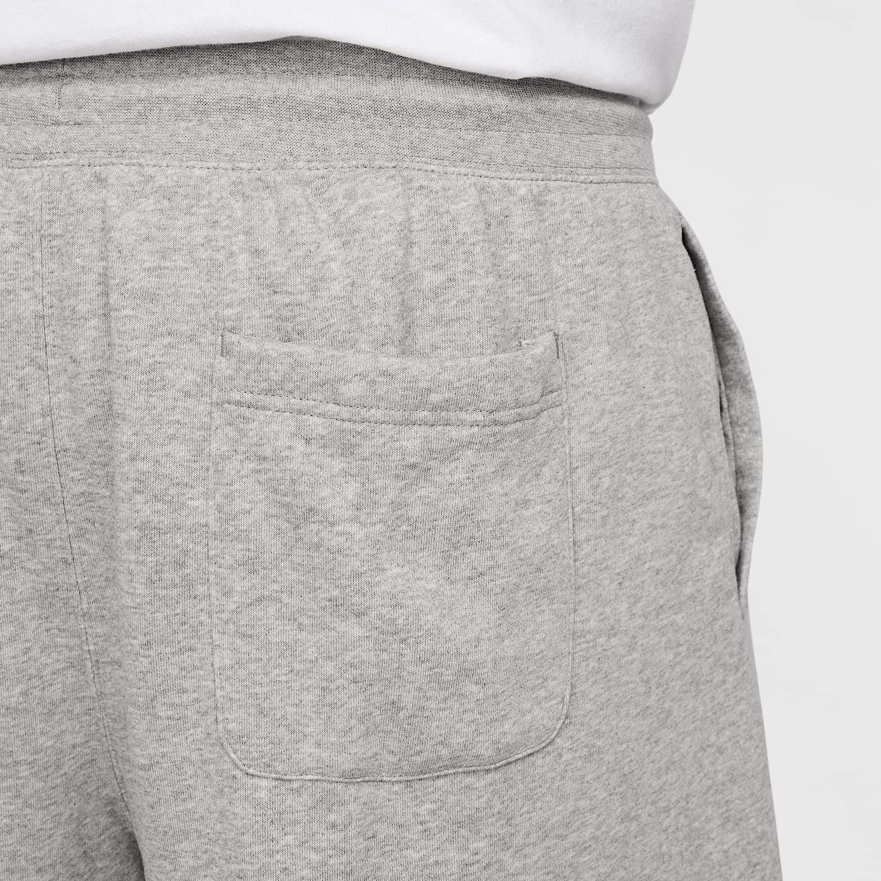 Nike Club Men's French Terry Alumni Shorts