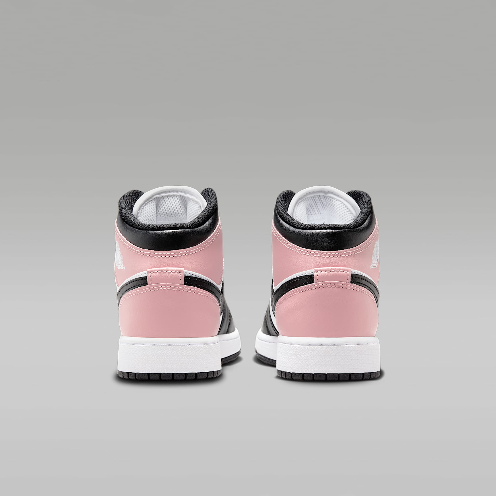 Air Jordan 1 Mid Big Kids' Shoes
