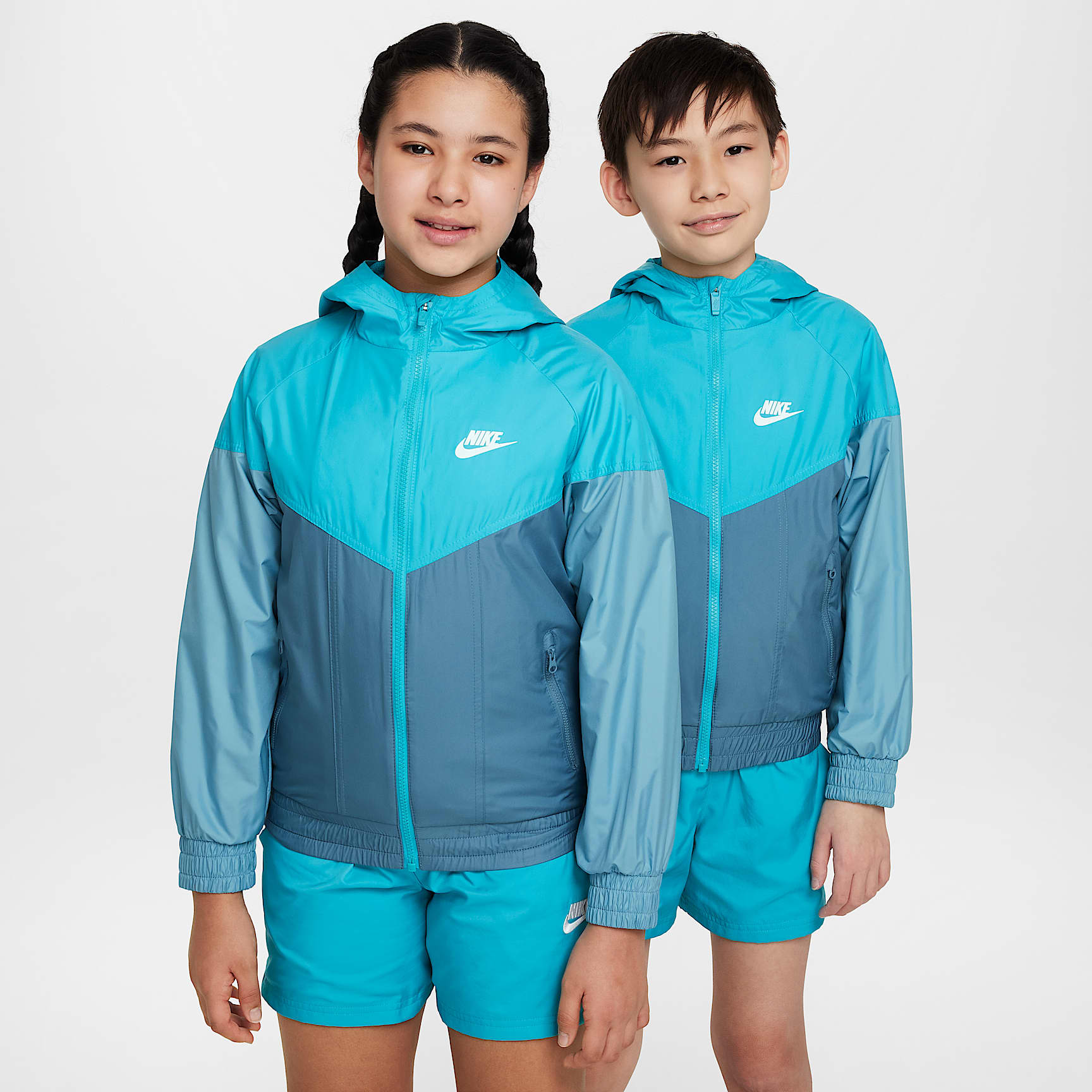 Nike Sportswear Windrunner Big Kids' Hooded Repel Jacket