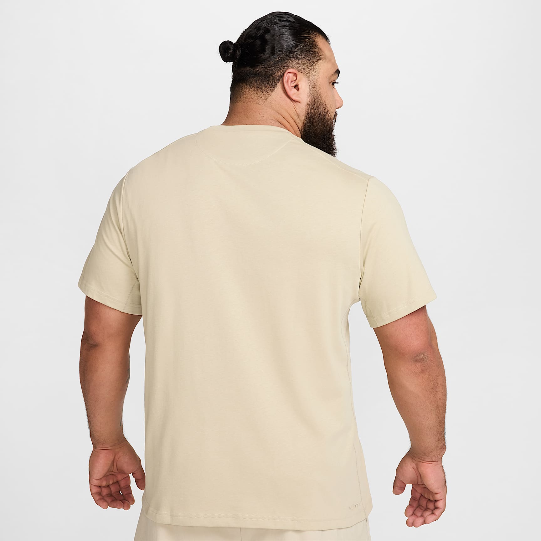 Nike Primary Men's Dri-FIT Short-Sleeve Versatile Top