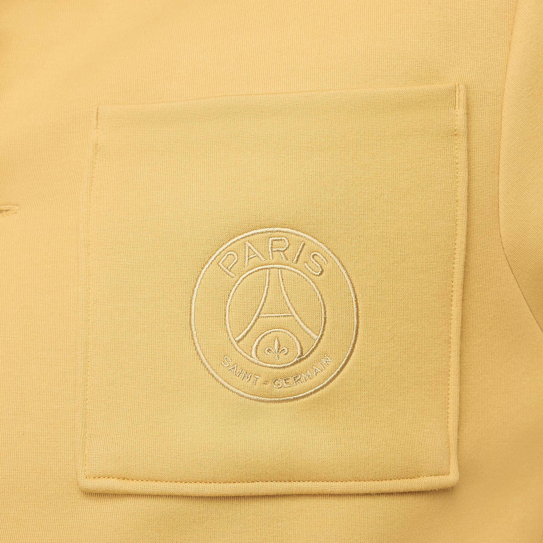 Paris Saint-Germain Tech Fleece Reimagined Men's Nike Soccer Shirt-Jacket