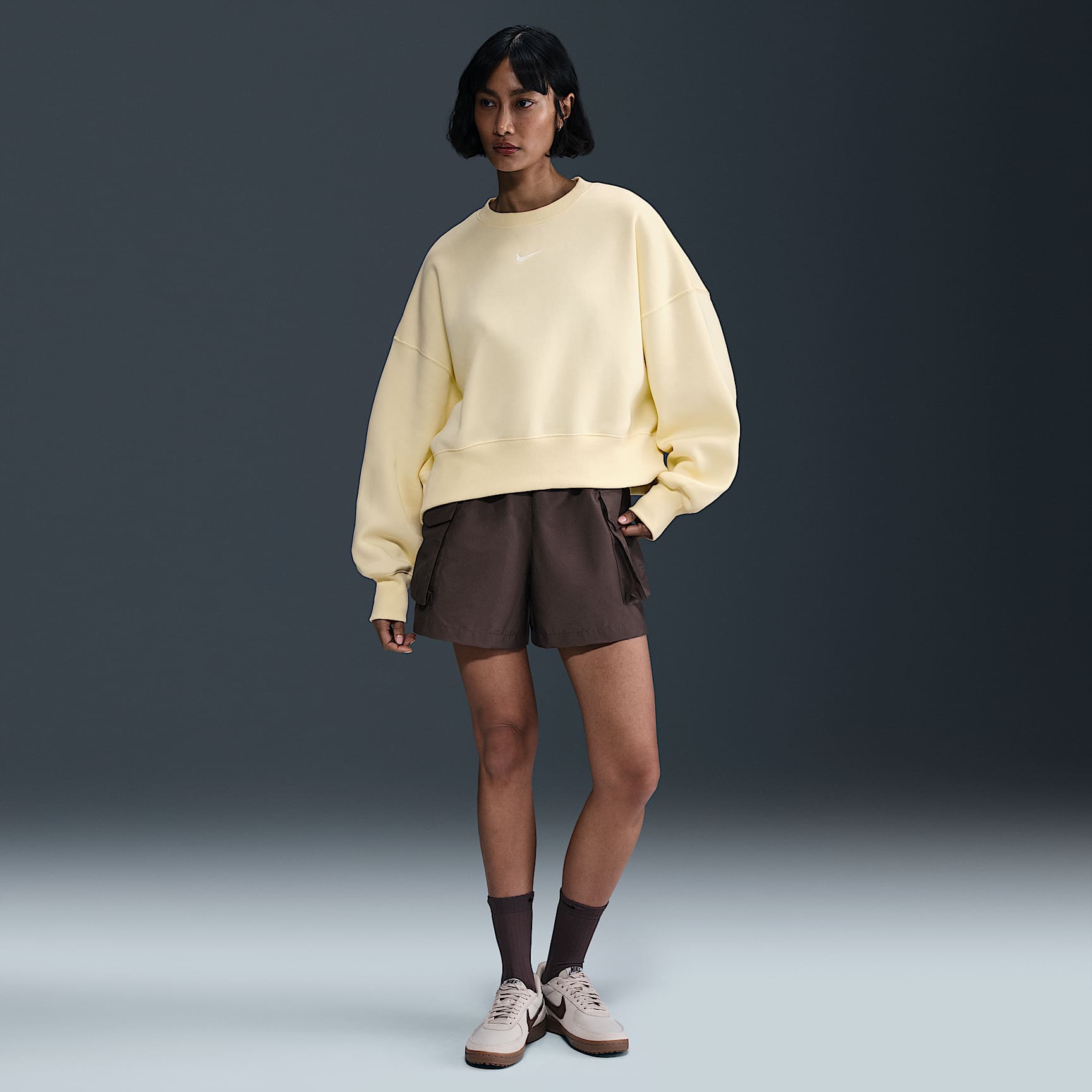 Nike Sportswear Phoenix Fleece Women's Over-Oversized Crew-Neck Sweatshirt