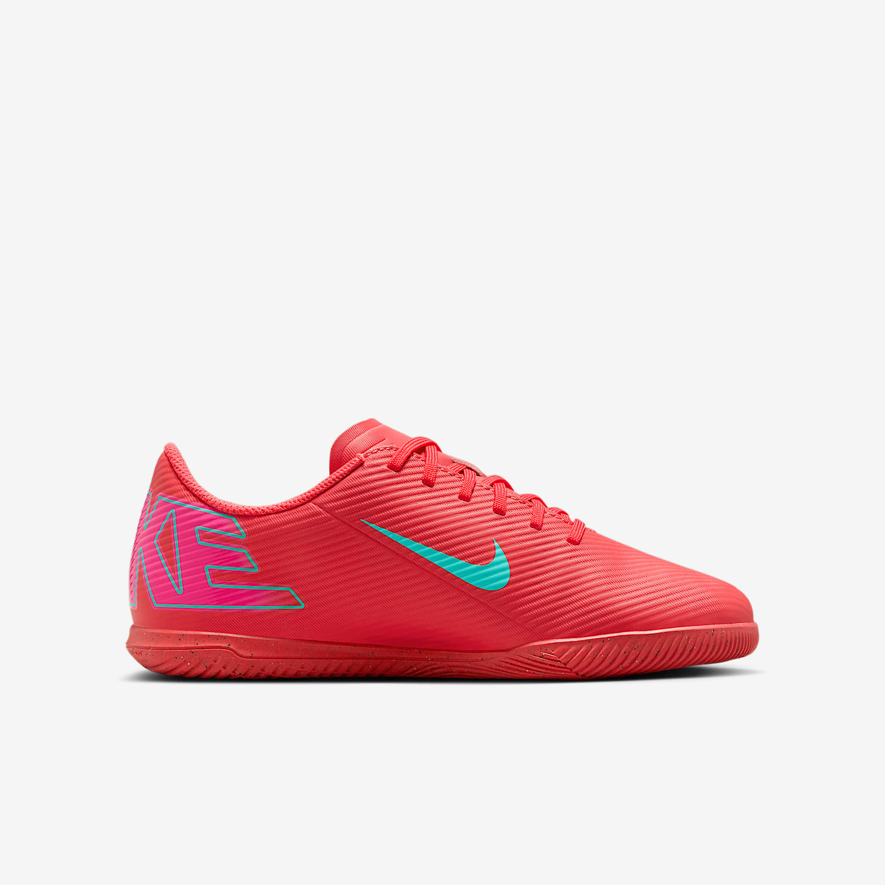 Nike Jr. Mercurial Vapor 16 Club Little/Big Kids' IC Low-Top Soccer Shoes