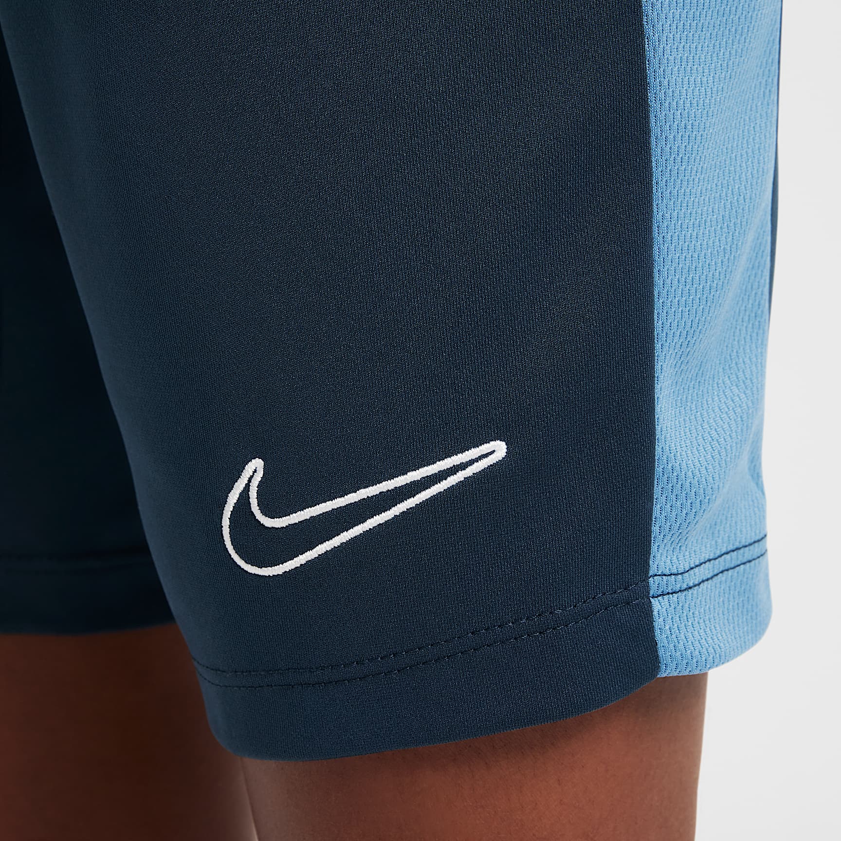 Nike Dri-FIT Academy Kids' Soccer Shorts