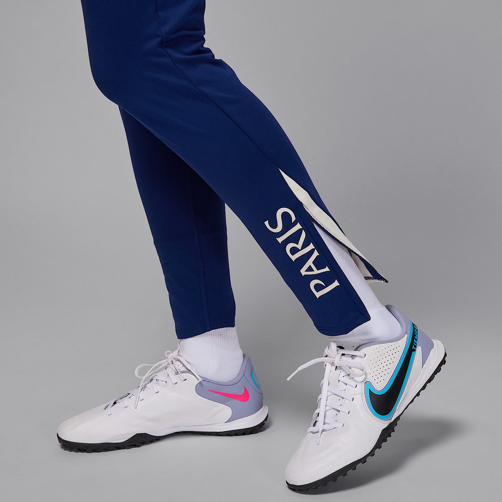 Paris Saint-Germain Strike Fourth Women's Jordan Dri-FIT Soccer Knit Pants